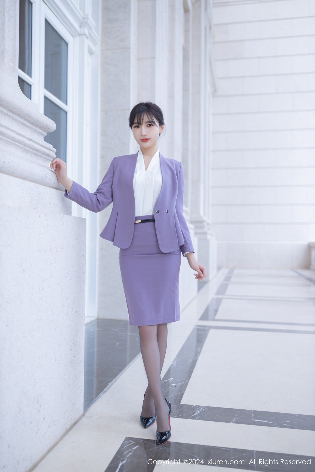 [秀人网] 2024.06.13 No.8700 陆萱萱 黑丝美腿  第3张