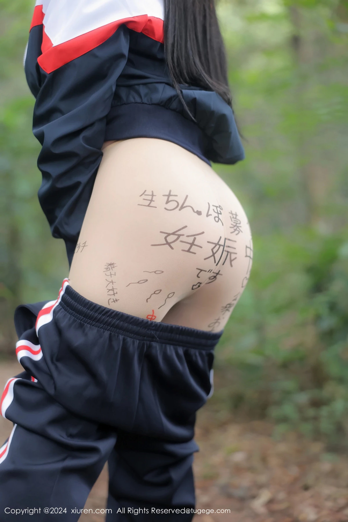 [秀人网] 2024.04.02 No.8335 小薯条nienie 美臀性感  第32张