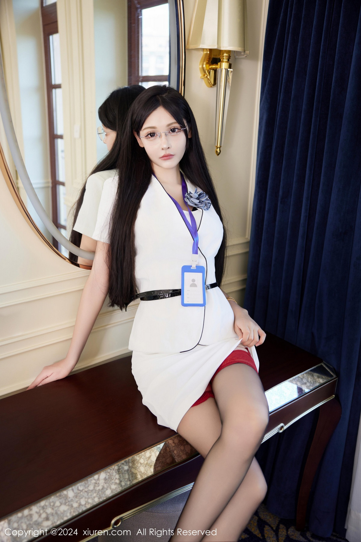 [秀人网] 2024.08.22 No.9049 智恩baby 黑丝美腿  第7张
