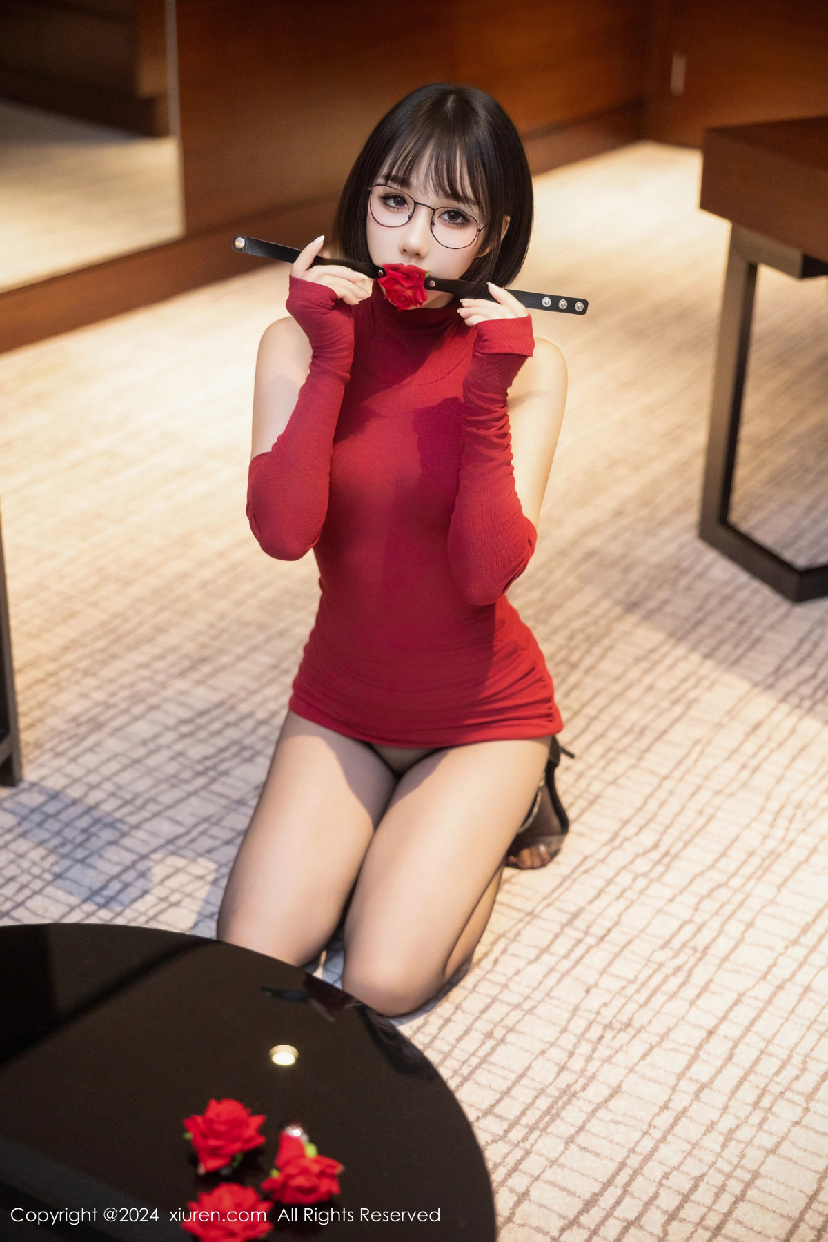 [秀人网] 2024.09.02 No.9096 波巧酱 黑丝美腿  第41张