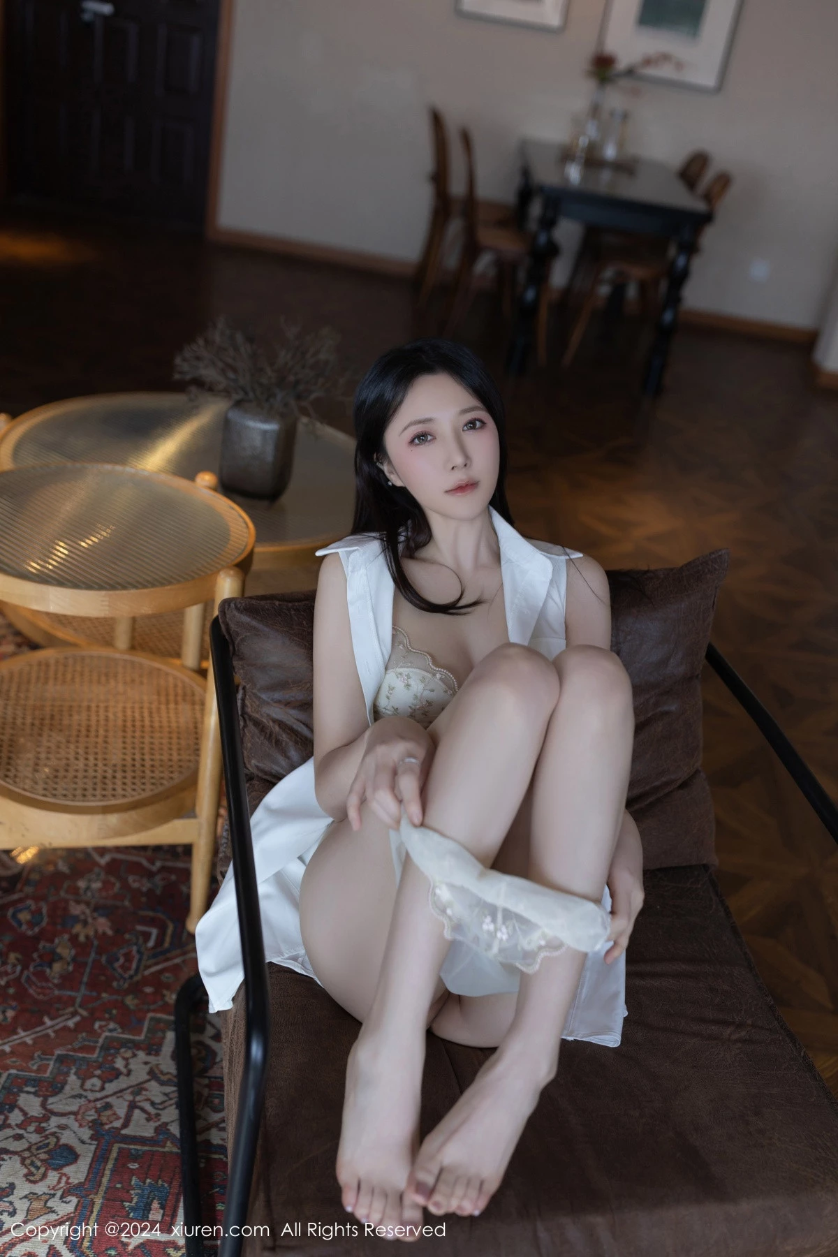 [秀人网] 2024.03.29 No.8315 鱼子酱Fish 丝袜美腿  第76张