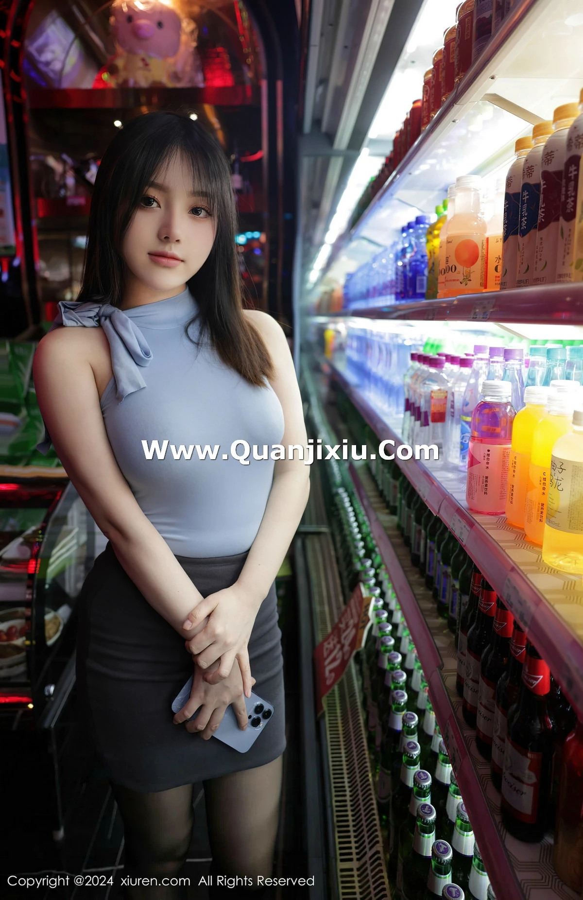[秀人网] 2024.04.16 No.8402 豆瓣酱 美腿黑丝  第10张