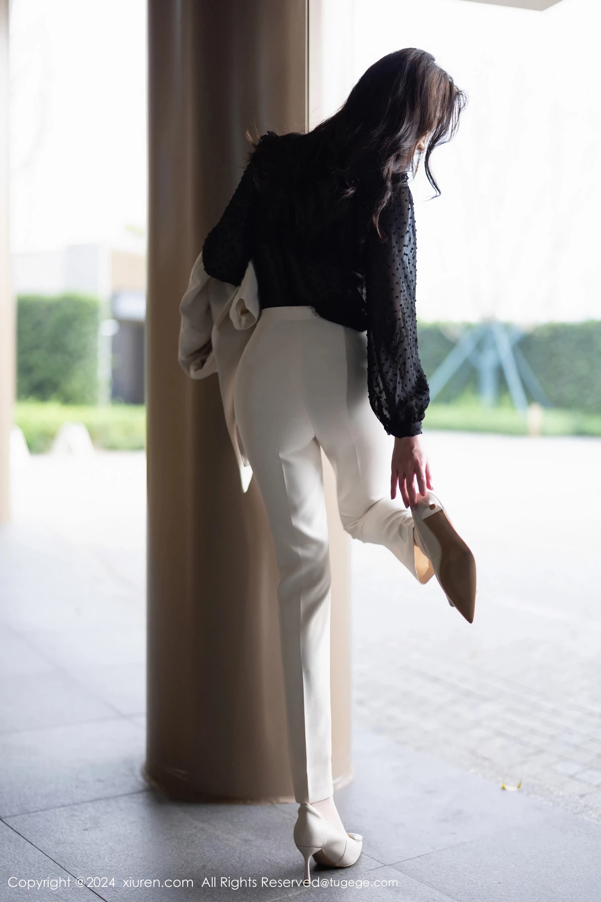 [秀人网] 2024.04.08 No.8354 梦心玥 丝袜美腿  第8张
