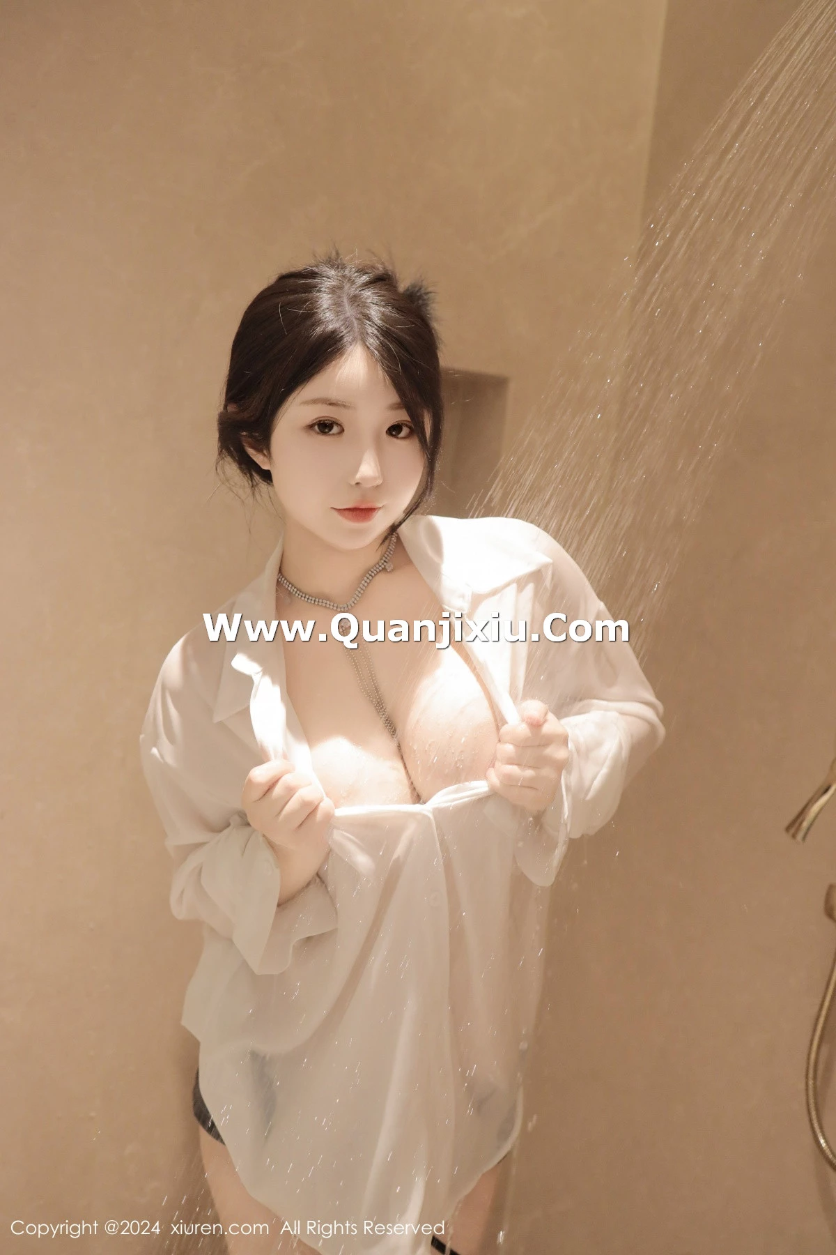 [秀人网] 2024.04.16 No.8400 陈小花 美胸性感  第42张