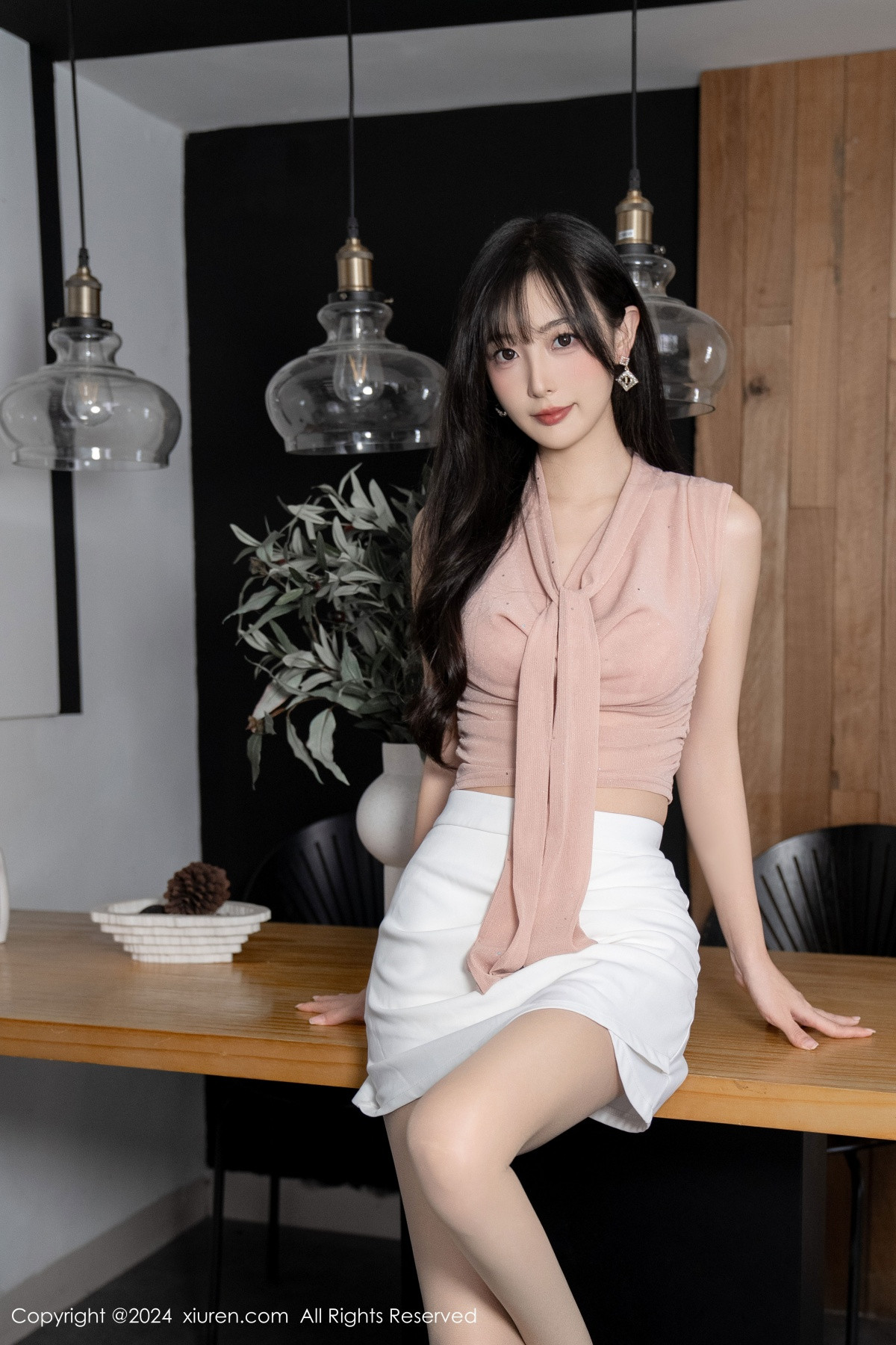 [秀人网] 2024.08.07 No.8980 林星阑 丝袜美腿  第9张
