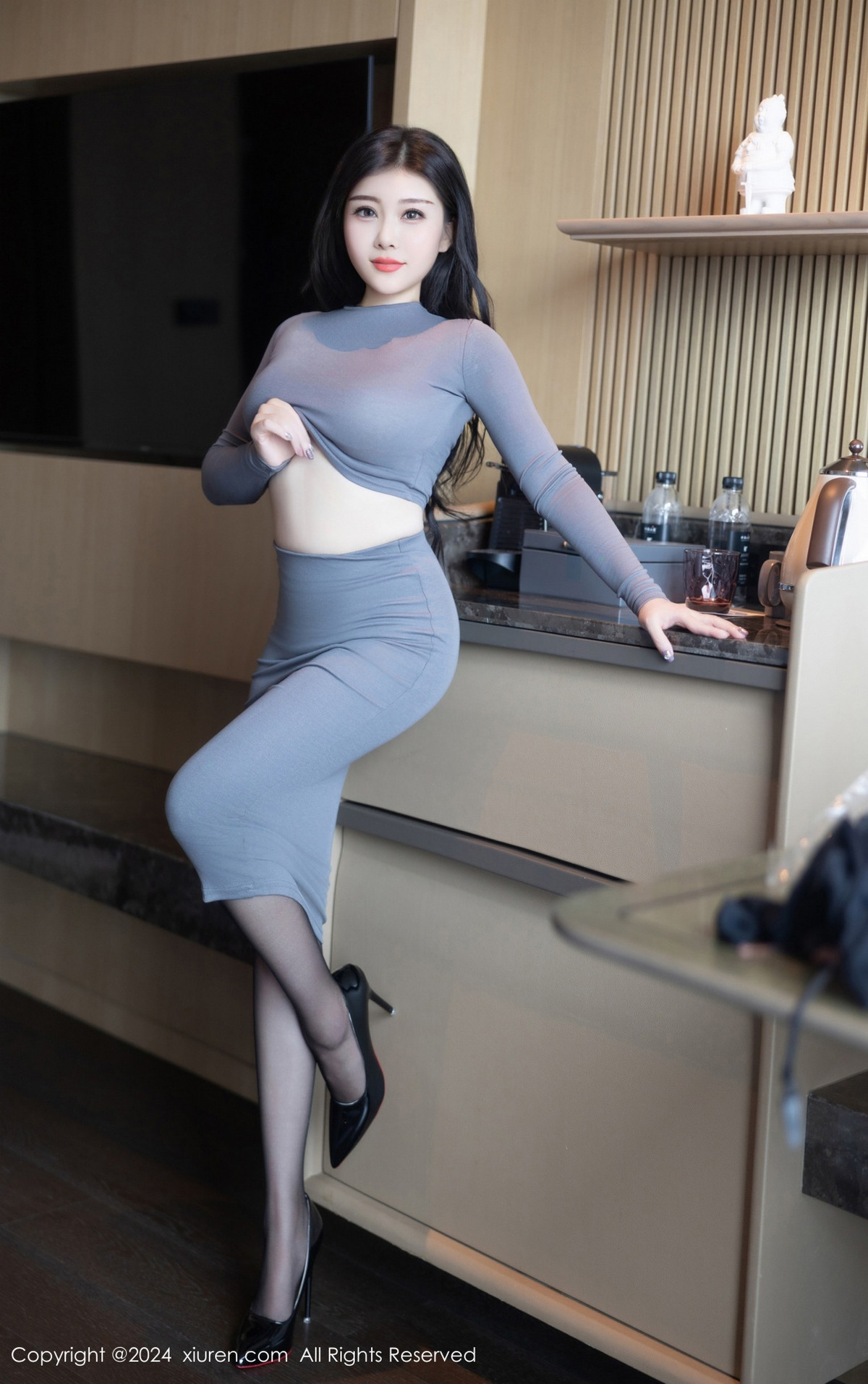 [秀人网] 2024.10.22 No.9325 白洁Bessie 丝袜美臀  第10张