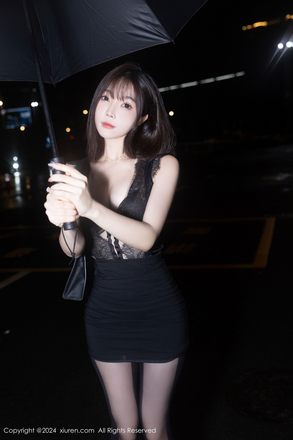 [秀人网] 2024.09.13 No.9157 徐莉芝Booty 美腿黑丝  第7张