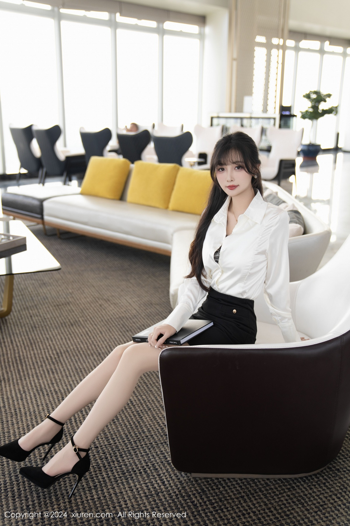 [秀人网] 2024.09.30 No.9237 林星阑 黑丝美腿  第23张