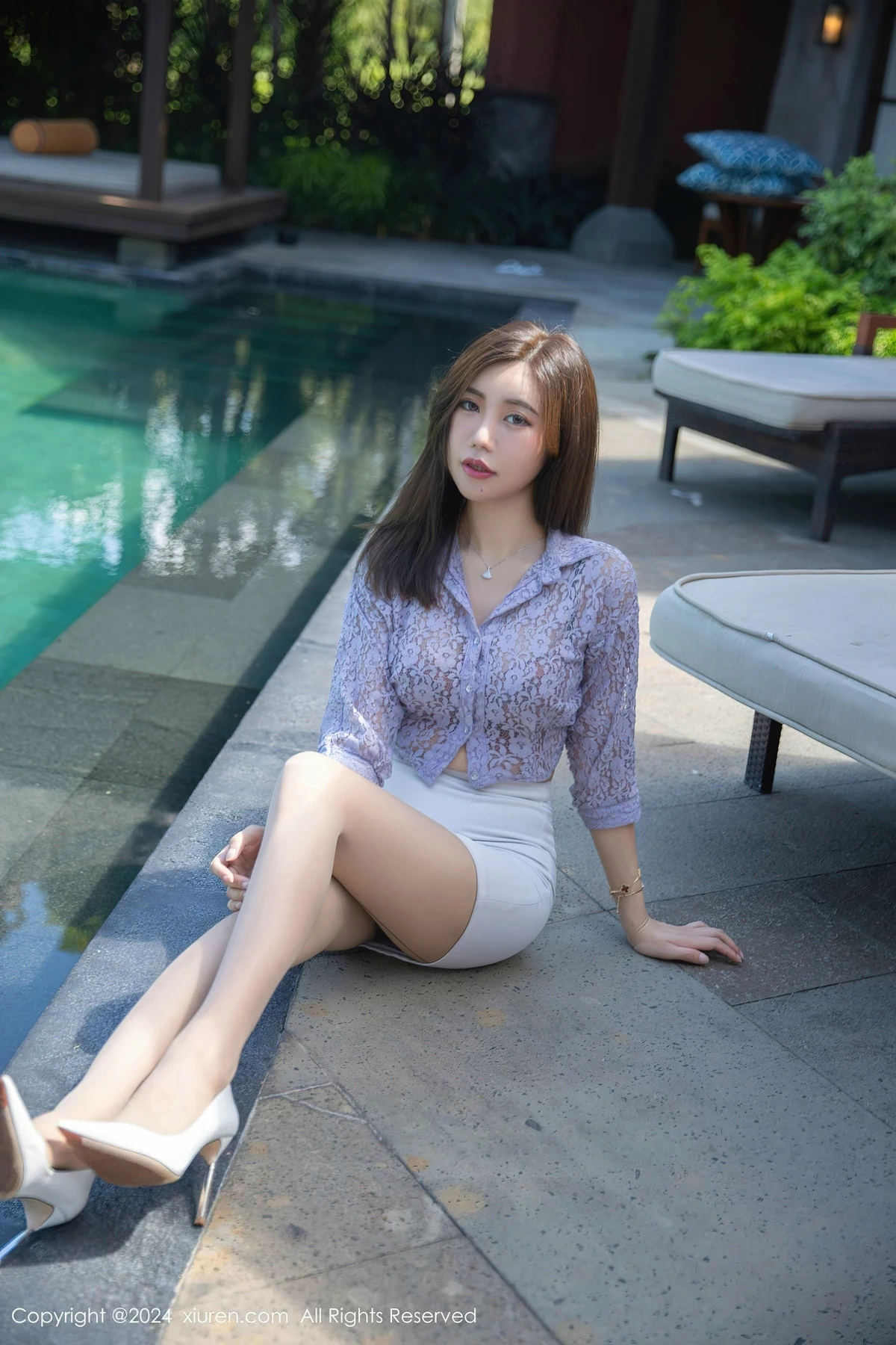 [秀人网] 2024.03.27 No.8299 绮里嘉ula 美腿丝袜  第5张