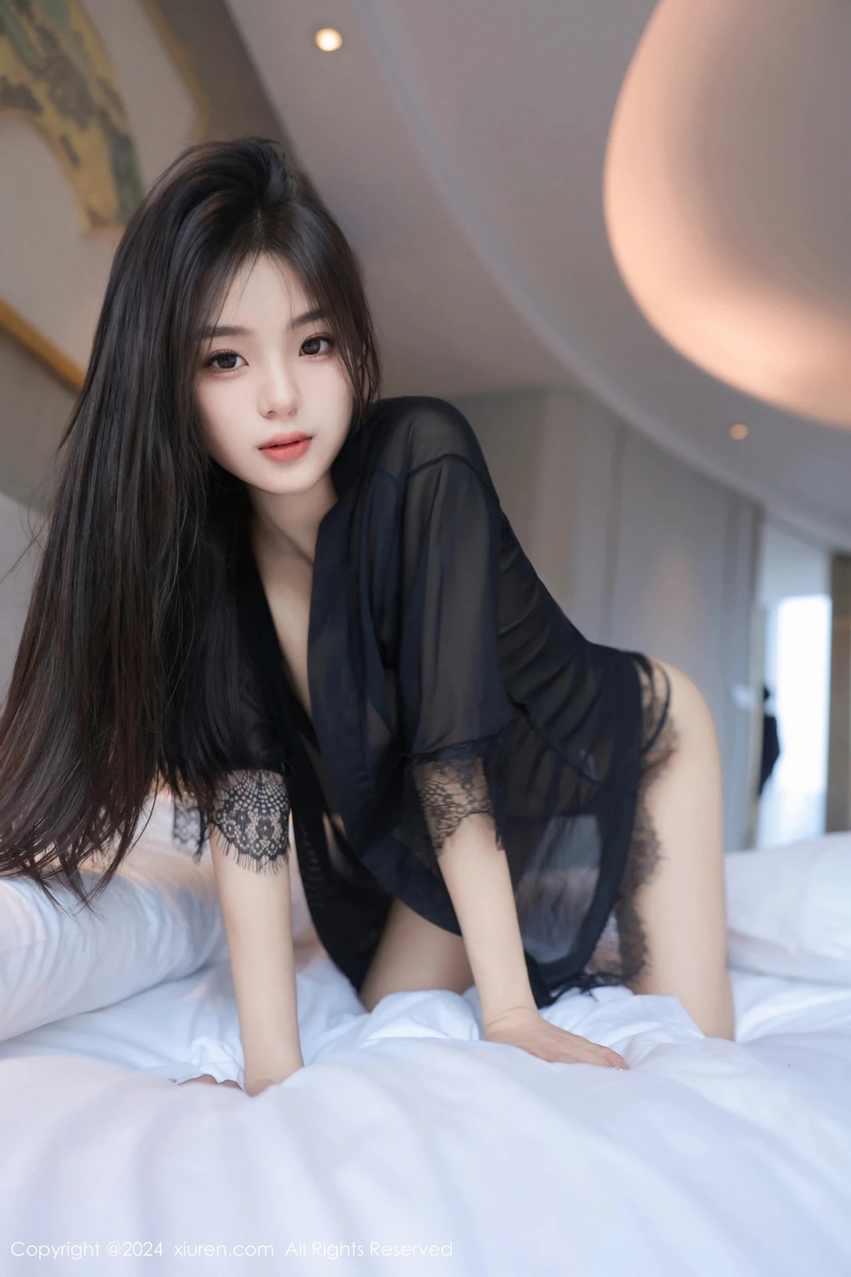 [秀人网] 2024.05.16 No.8550 周周不吃香菜 美腿性感  第76张