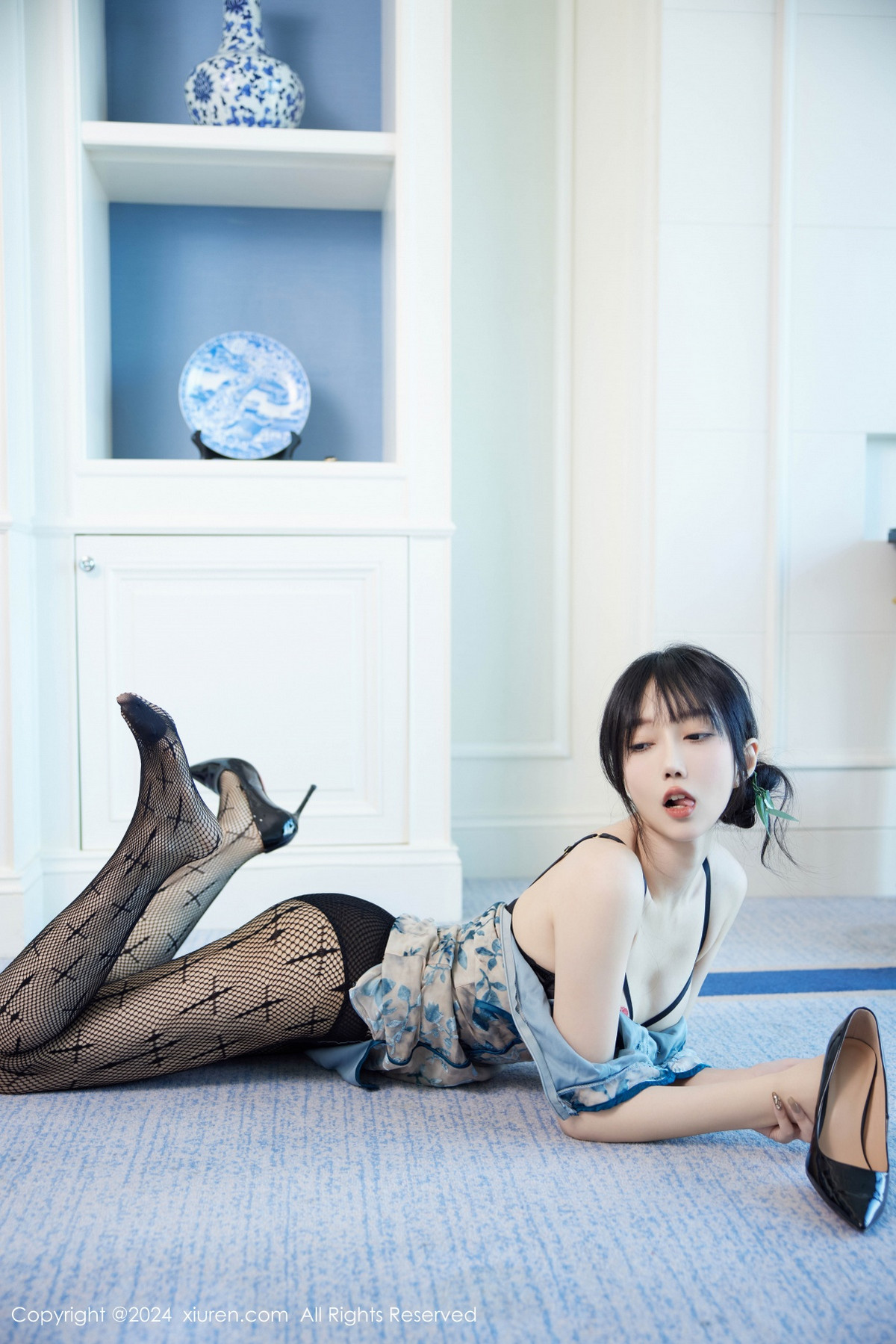[秀人网] 2024.09.30 No.9236 玥儿玥er 美腿丝袜  第44张