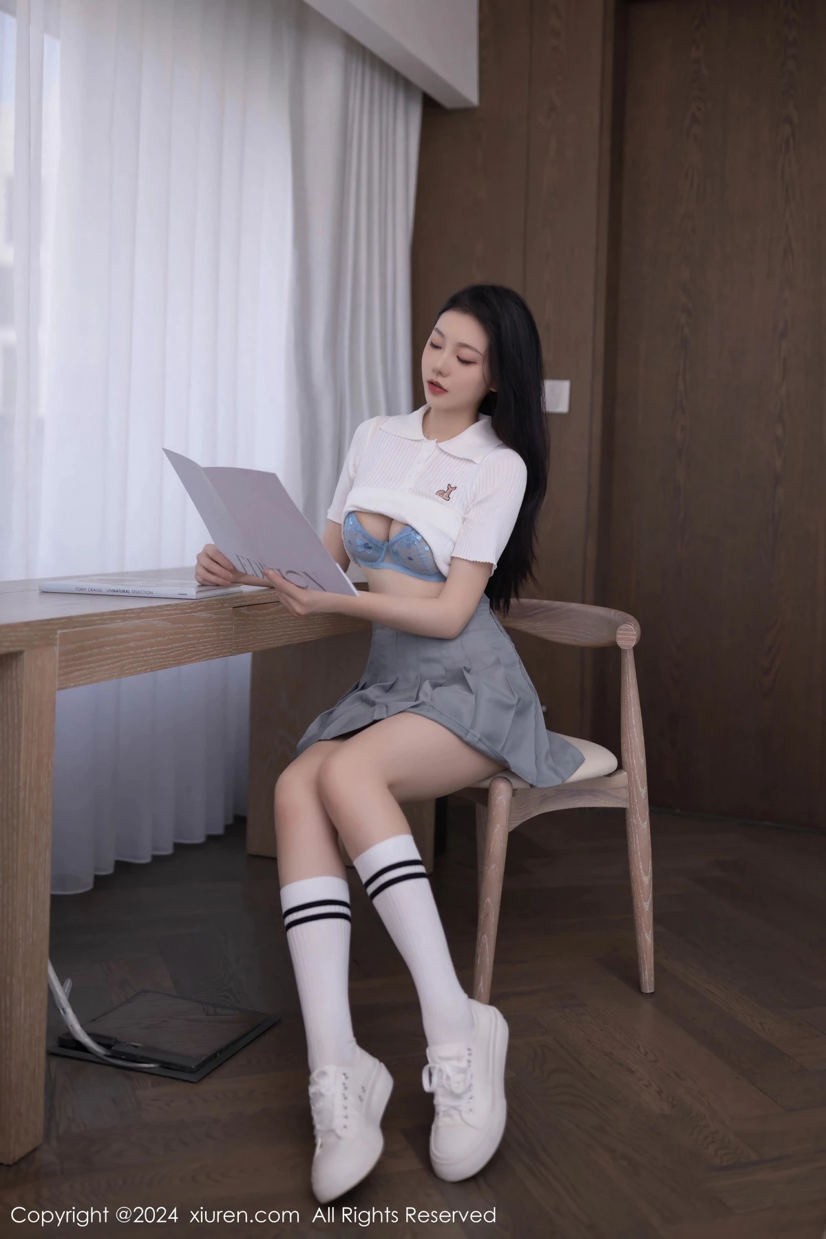 [秀人网] 2024.06.04 No.8649 安然anran 美腿短裙  第16张