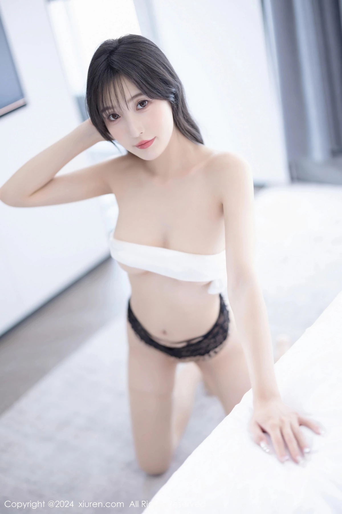 [秀人网] 2024.05.08 No.8504 林星阑 停车场美腿  第75张