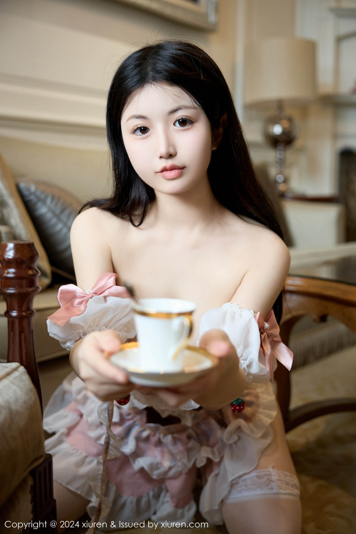 [秀人网] 2024.09.27 No.9218 陈小花 美腿丝袜  第9张
