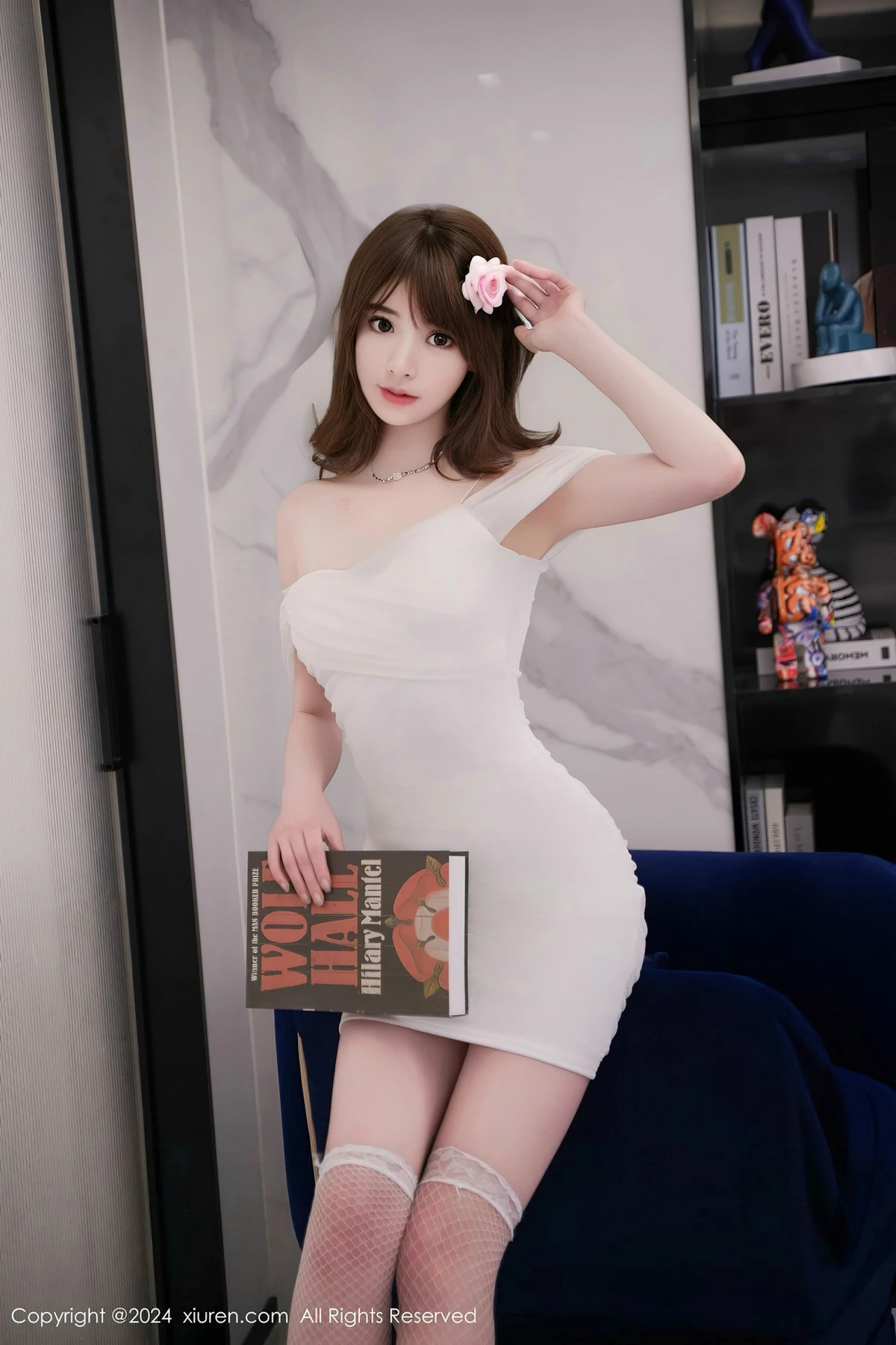 [秀人网] 2024.04.17 No.8407 梦灵儿Mini 丝袜美腿  第38张