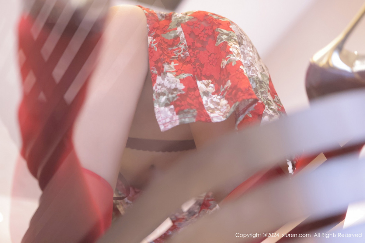 [秀人网] 2024.07.17 No.8871 尹甜甜 丝袜美腿  第50张