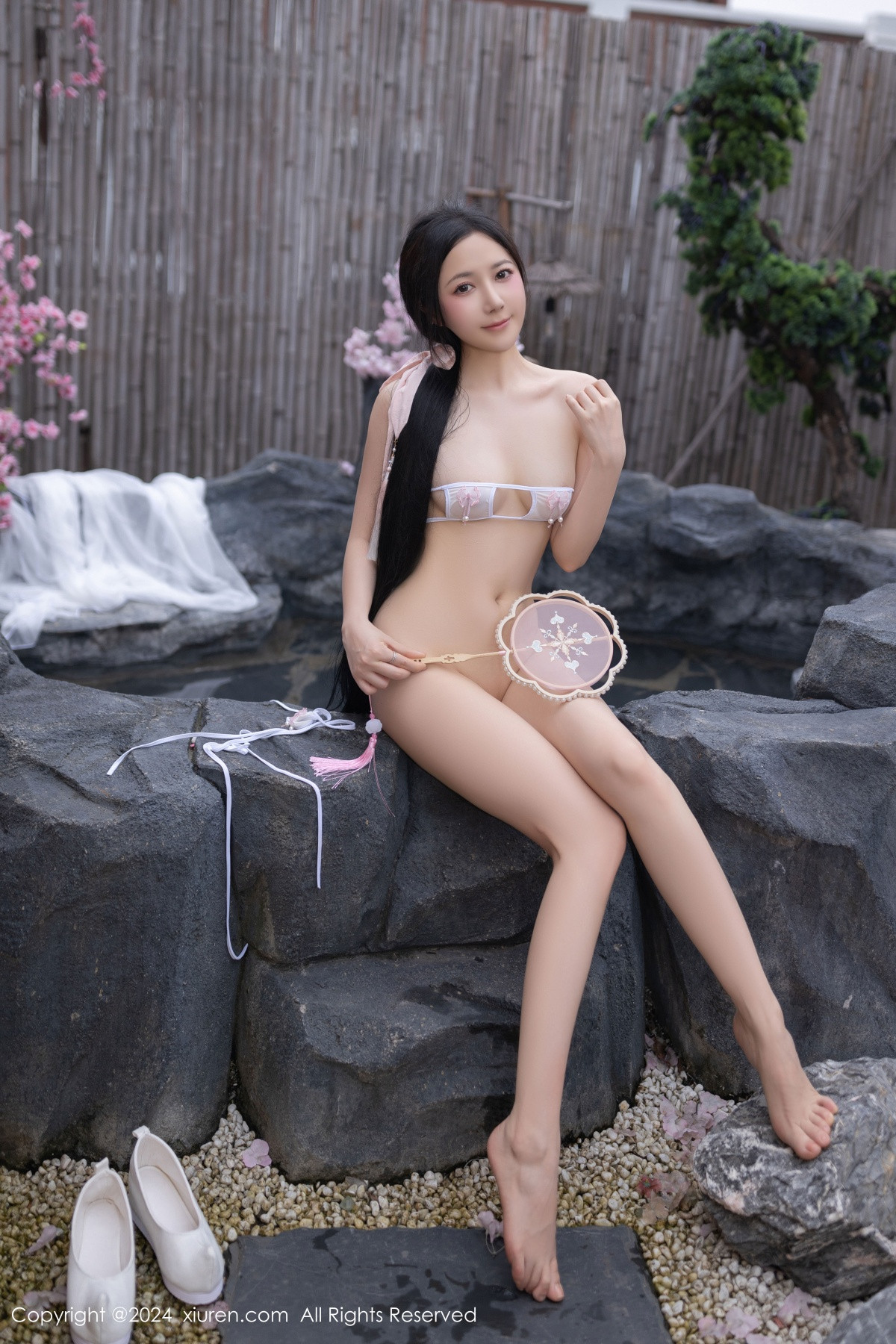 [秀人网] 2024.07.26 No.8927 鱼子酱Fish 美腿性感  第61张