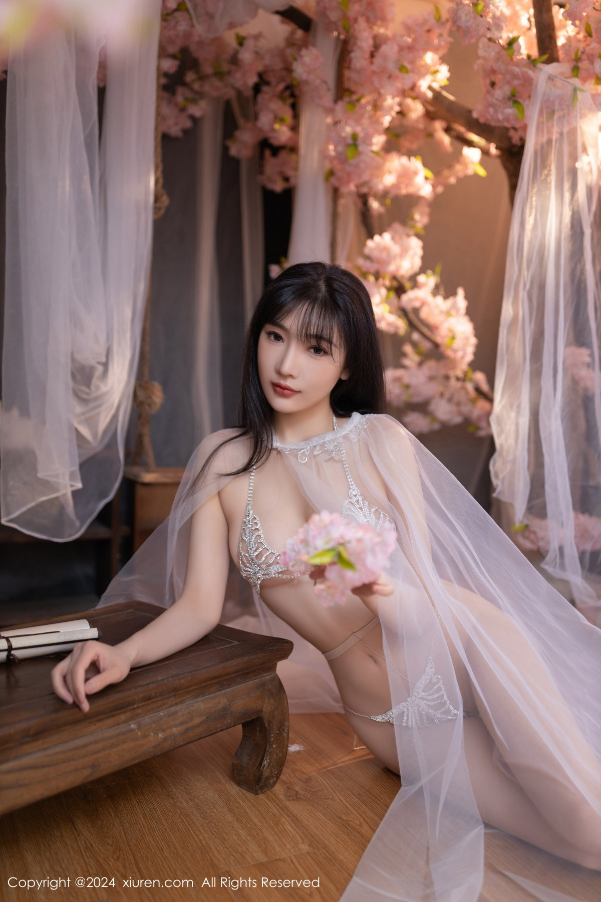 [秀人网] 2024.07.04 No.8807 陆萱萱 性感美腿  第25张