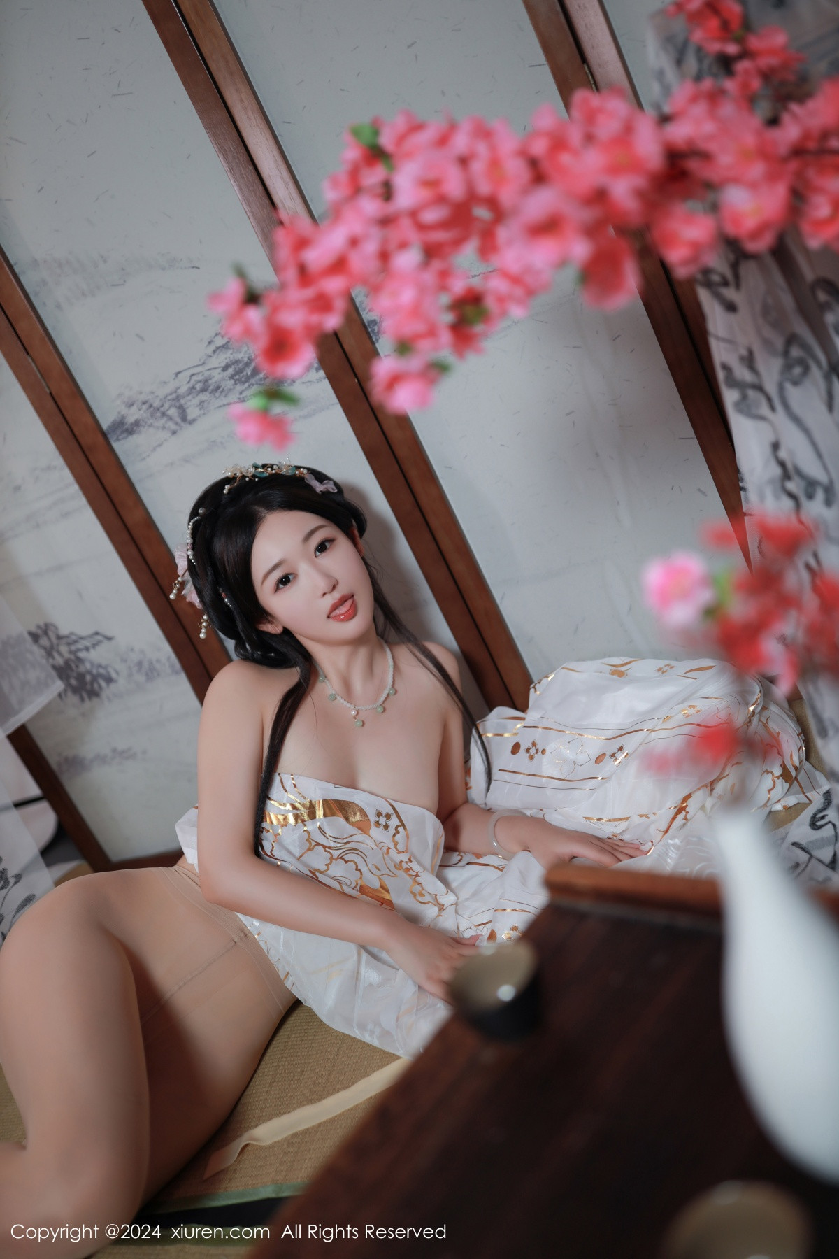 [秀人网] 2024.07.22 No.8898 唐安琪 丝袜美腿  第37张