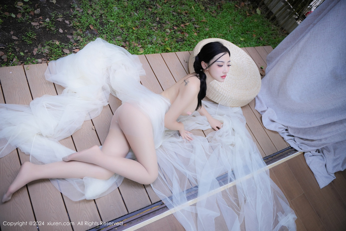 [秀人网] 2024.09.03 No.9105 妙可可Cheese 美腿性感  第43张
