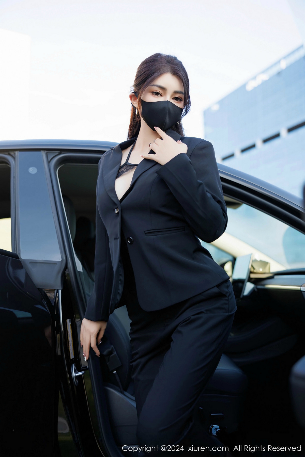 [秀人网] 2024.11.06 No.9405 凯竹Quinn 黑丝美腿  第5张