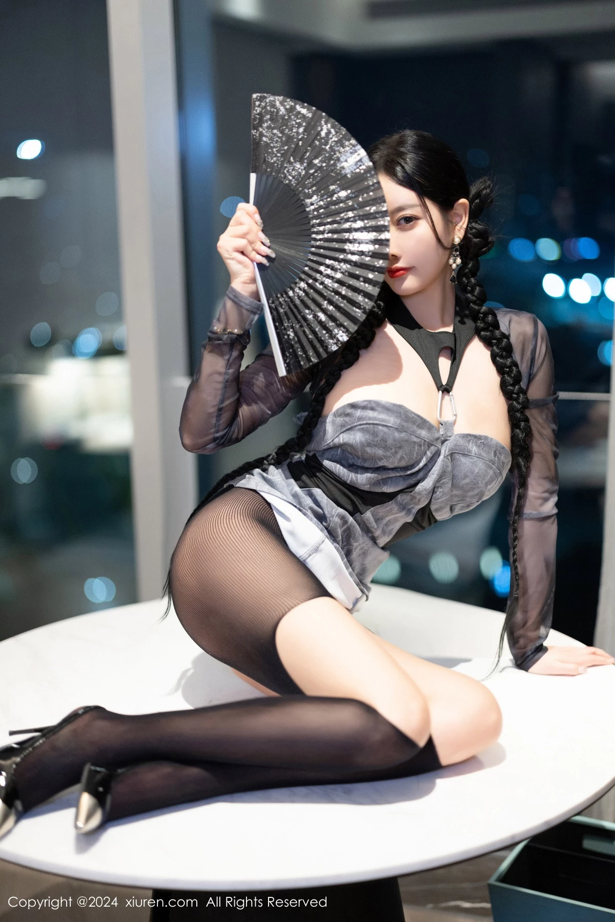 [秀人网] 2024.04.16 No.8403 杨晨晨Yome 黑丝美腿  第41张