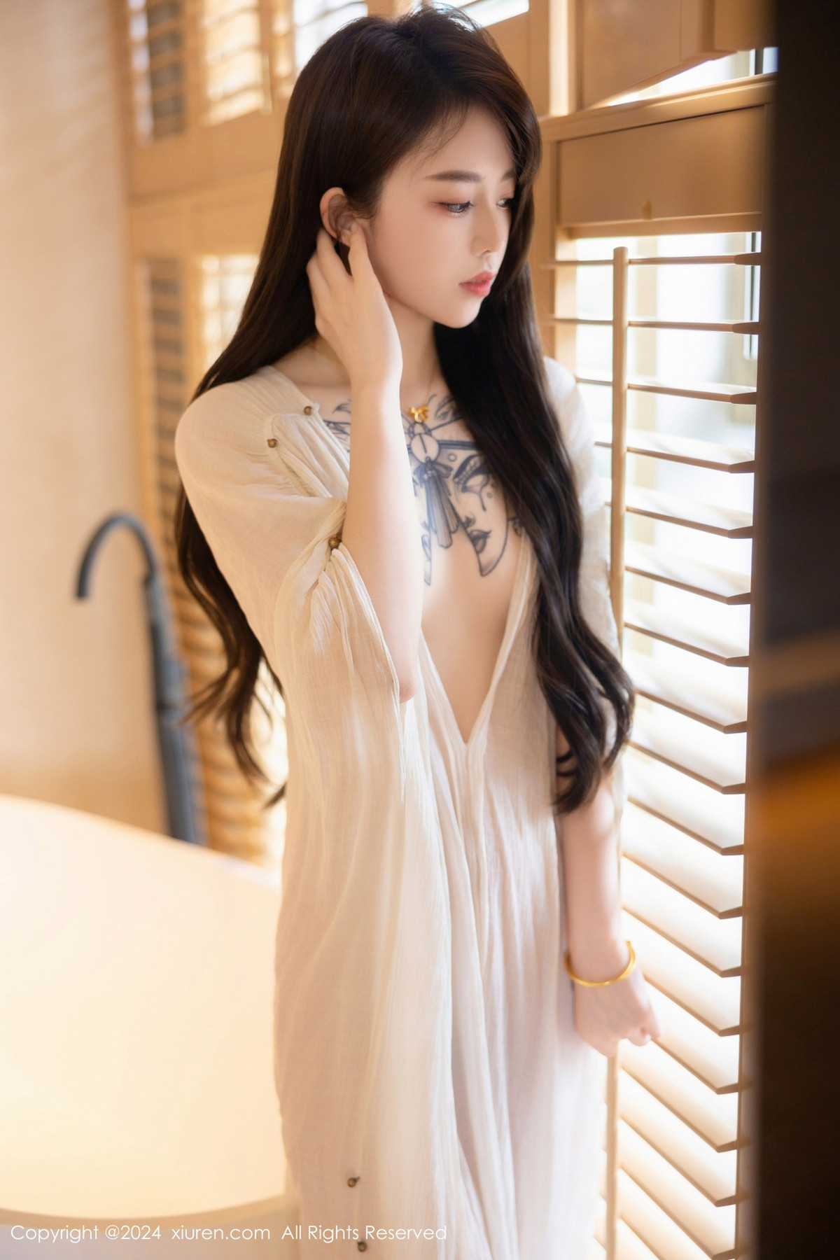 [秀人网] 2024.07.11 No.8842 夏竹 性感美腿  第10张