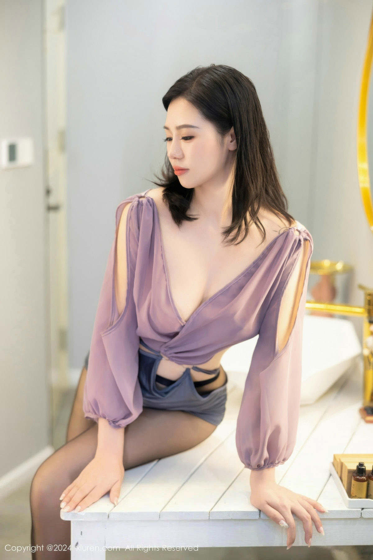 [秀人网] 2024.07.23 No.8902 金小依 黑丝美腿  第9张