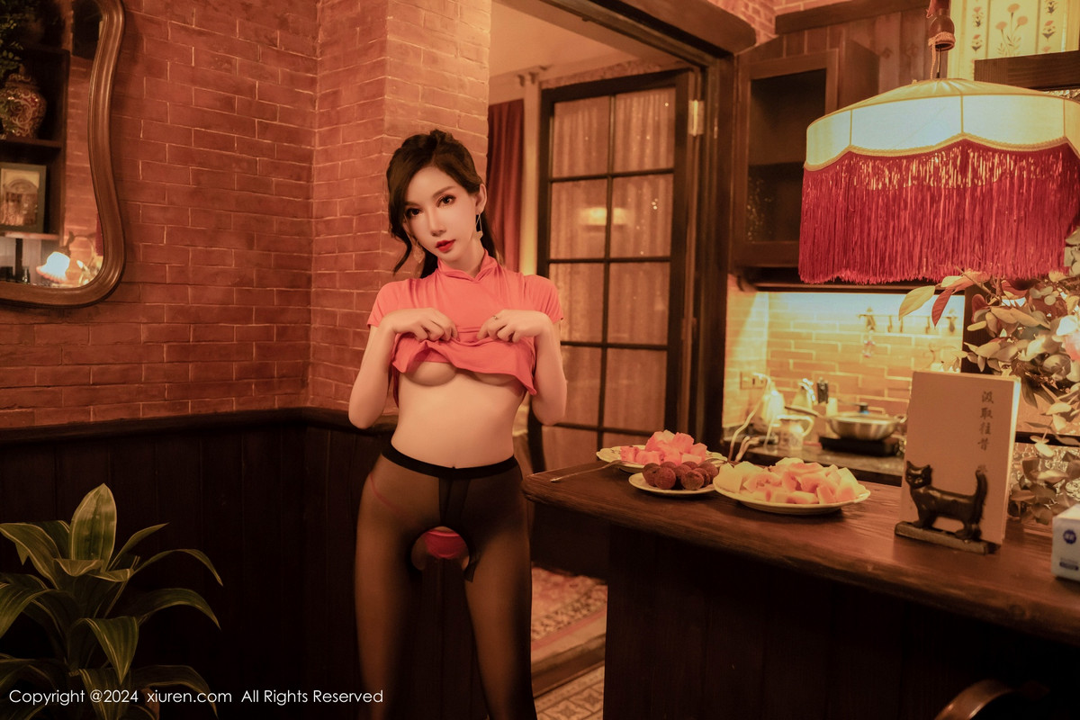 [秀人网] 2024.08.13 No.9005 陈怡曼 黑丝美腿  第32张