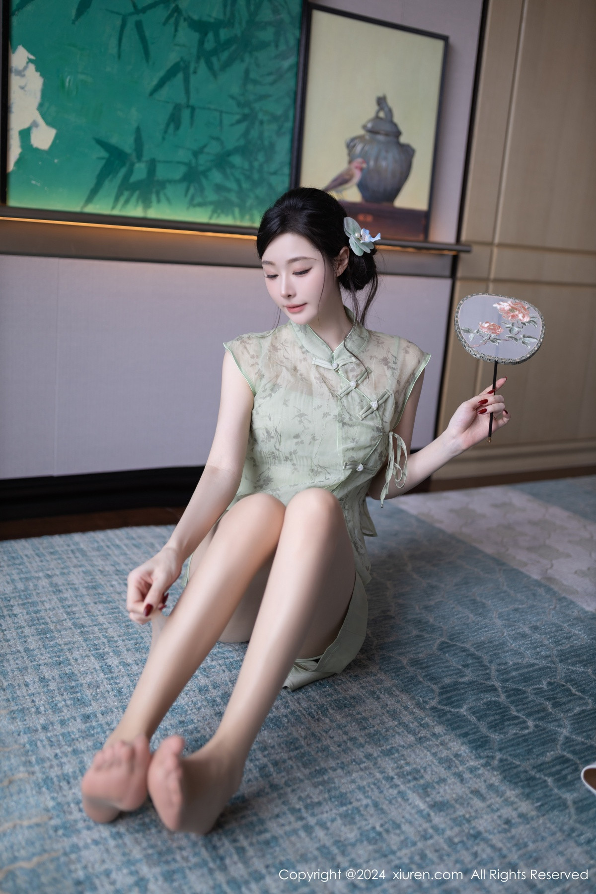 [秀人网] 2024.09.06 No.9124 小逗逗 丝袜美腿  第4张