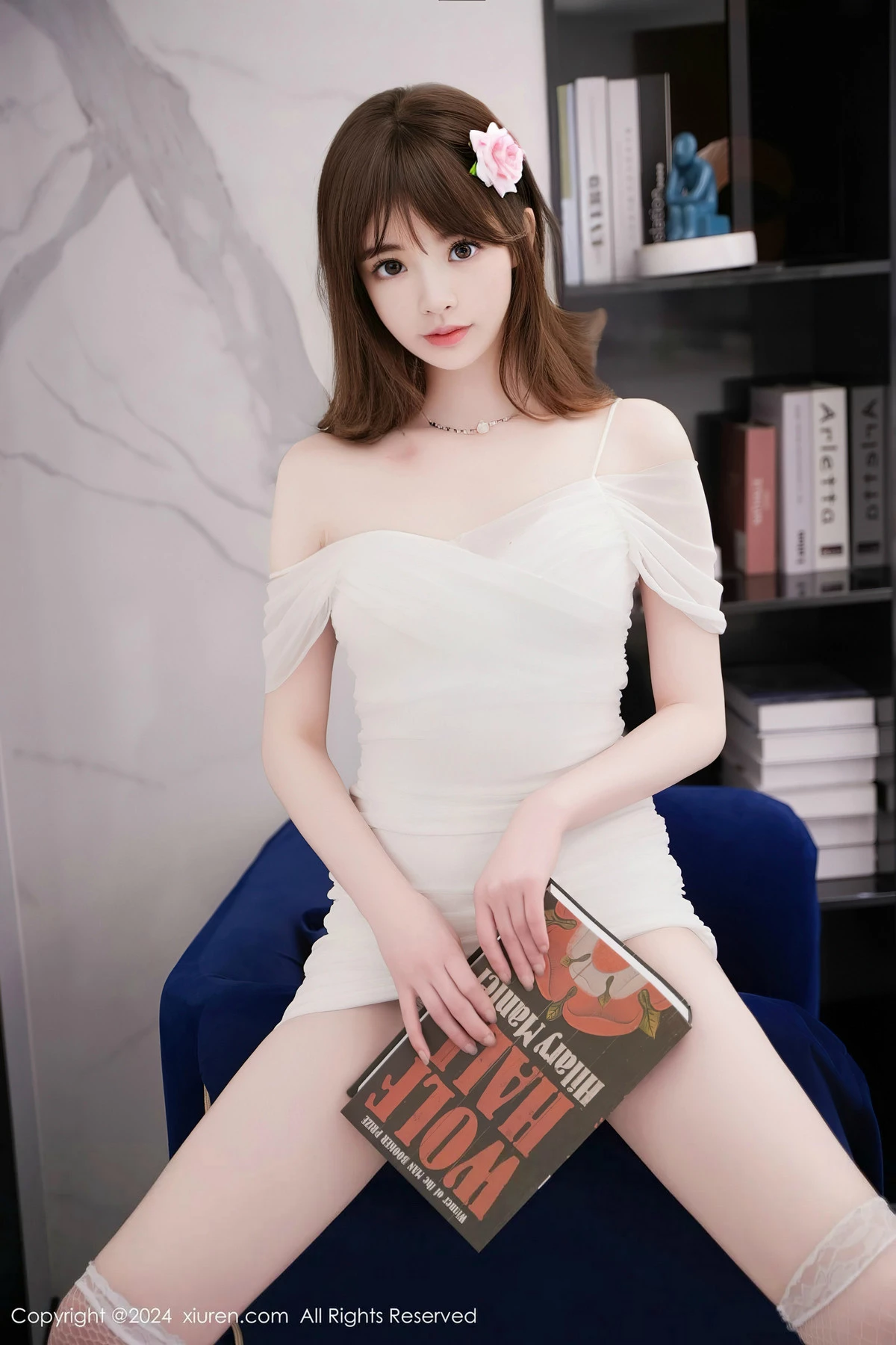 [秀人网] 2024.04.17 No.8407 梦灵儿Mini 丝袜美腿  第3张