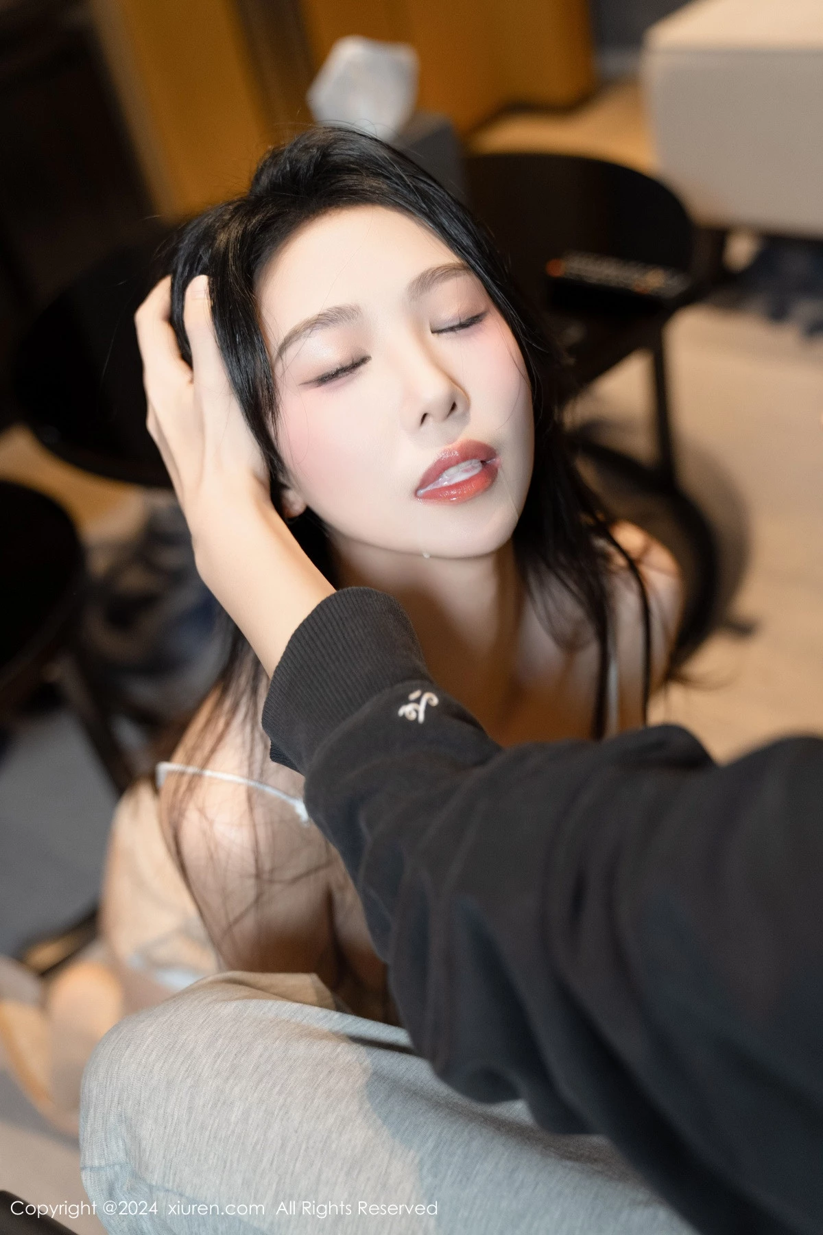 [秀人网] 2024.04.26 No.8455 利世 丝袜美腿  第70张