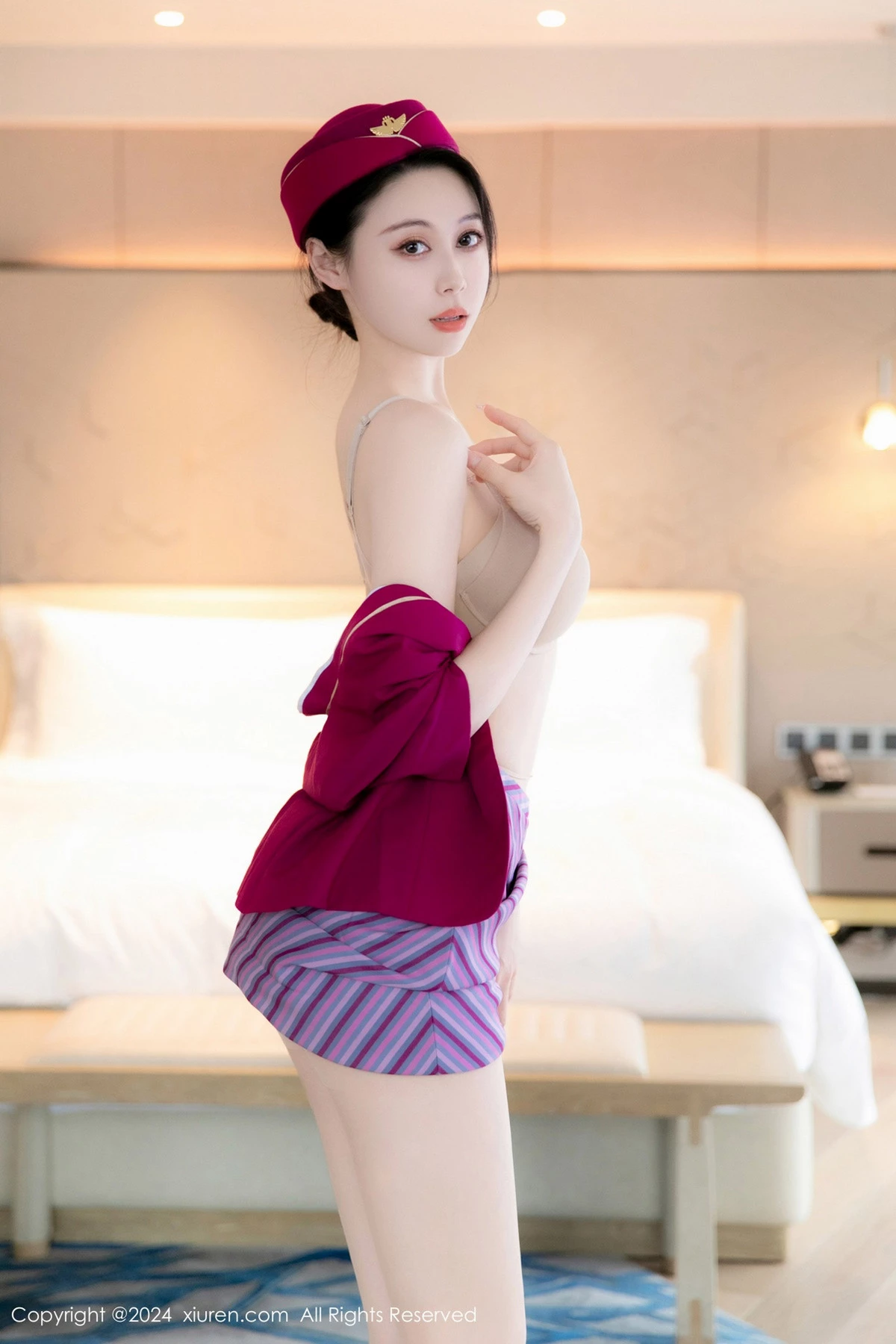 [秀人网] 2024.05.17 No.8563 清妙 丝袜美腿  第23张