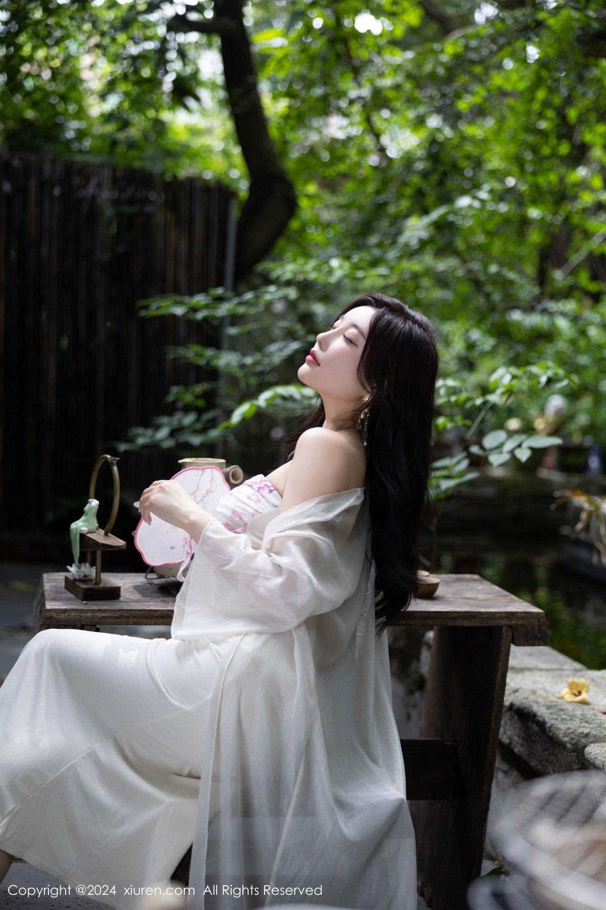 [秀人网] 2024.07.26 No.8926 杨晨晨Yome 丝袜美腿  第3张