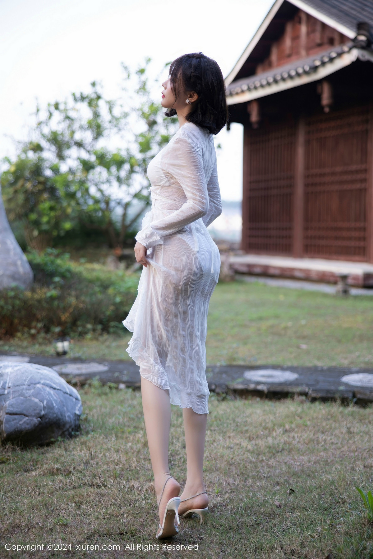 [秀人网] 2024.10.31 No.9375 徐莉芝Booty 丝袜美腿  第5张