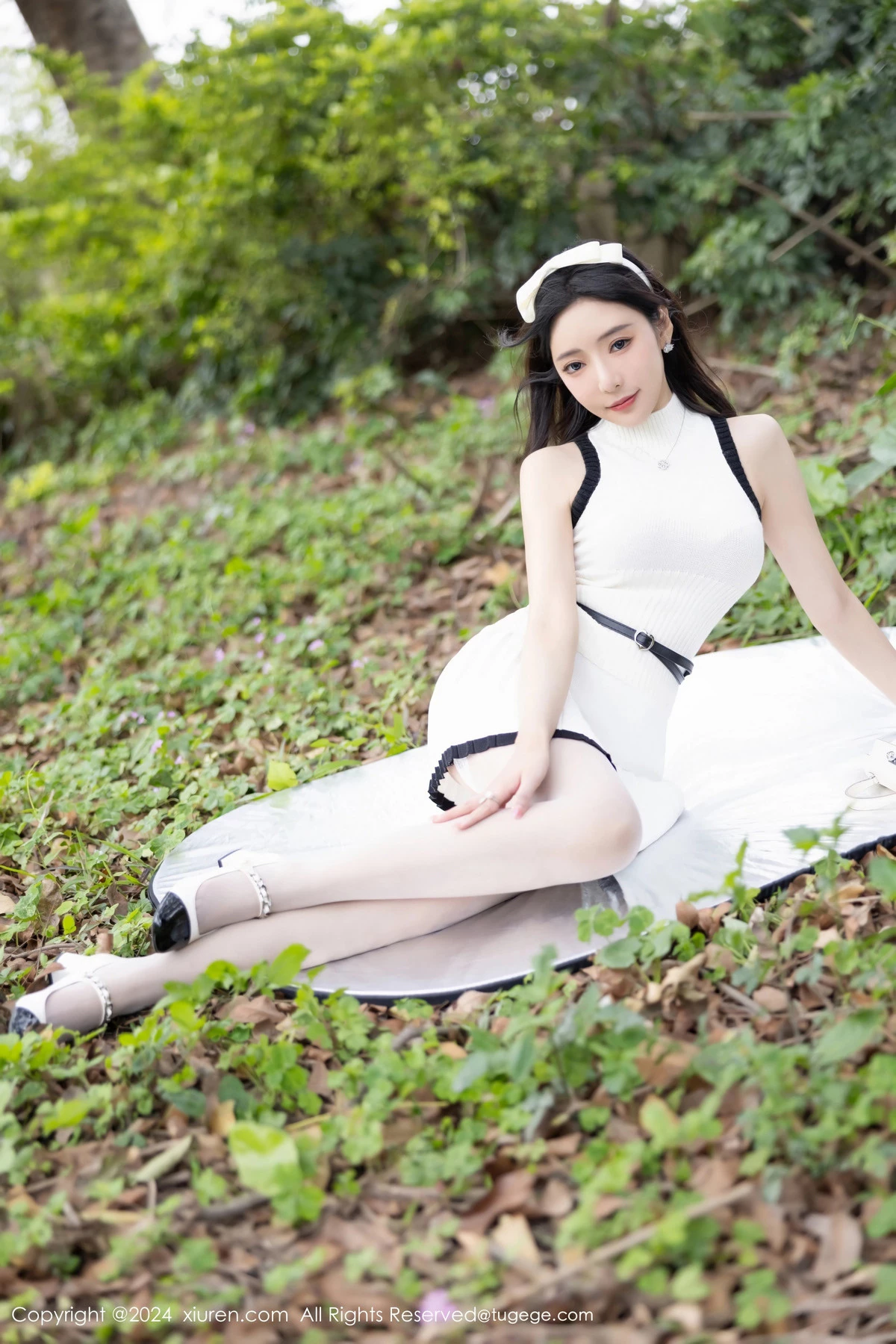 [秀人网] 2024.04.02 No.8334 王馨瑶yanni 丝袜美腿  第8张