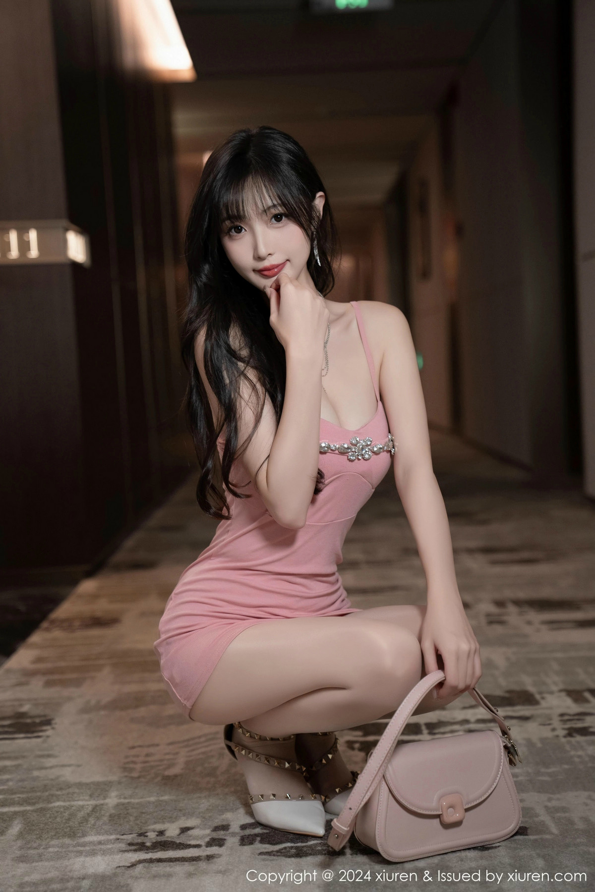 [秀人网] 2024.11.01 No.9380 林星阑 丝袜美腿  第25张