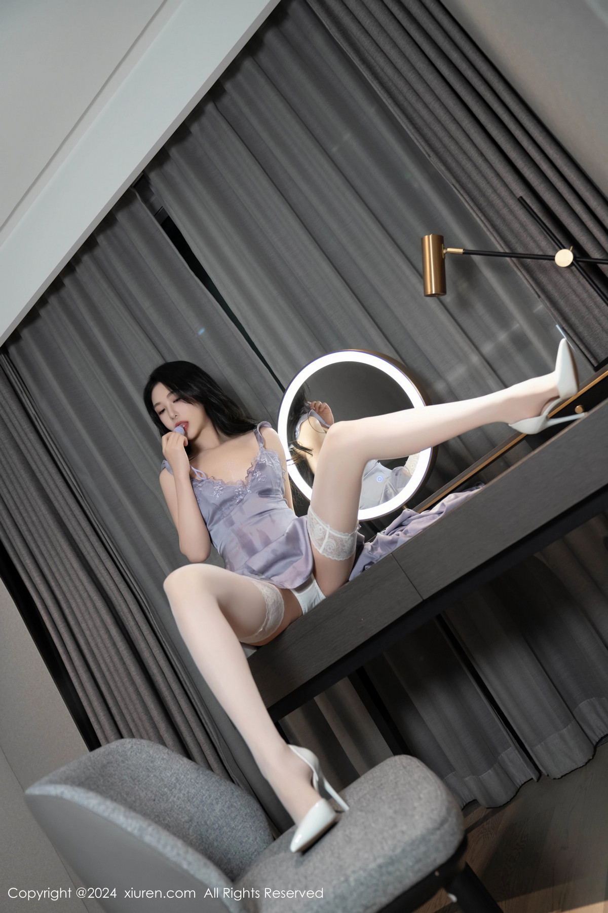 [秀人网] 2024.06.27 No.8765 利世 白丝美腿  第25张