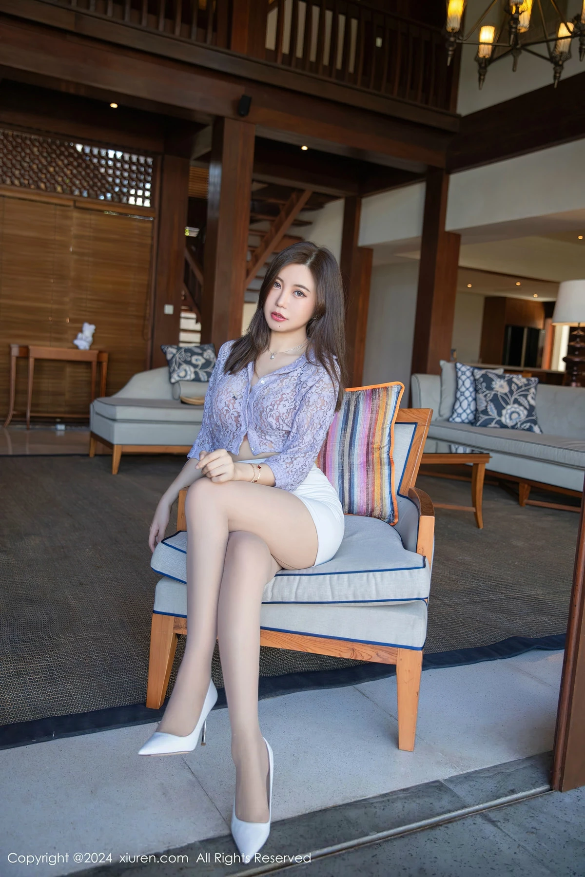 [秀人网] 2024.03.27 No.8299 绮里嘉ula 美腿丝袜  第12张