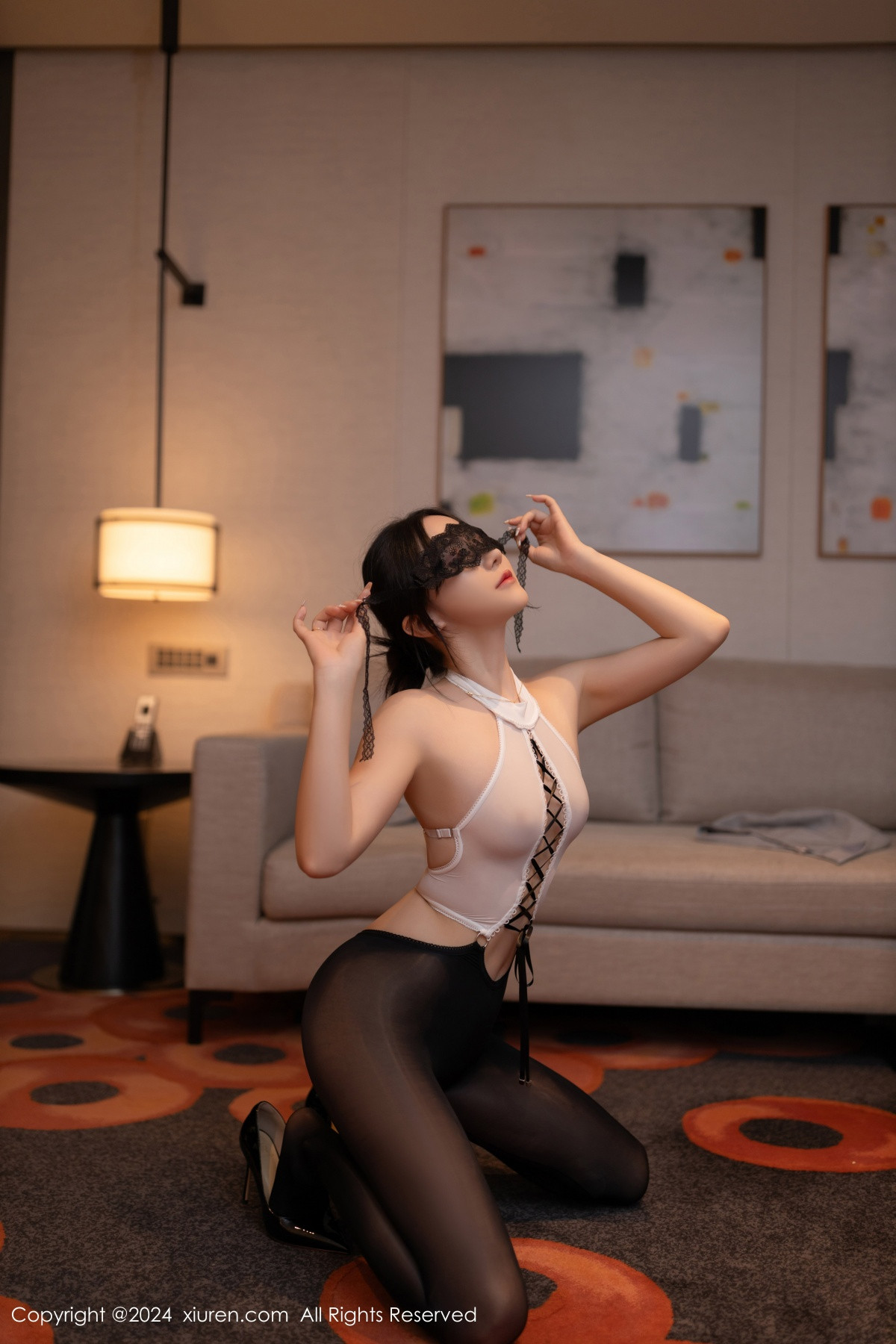 [秀人网] 2024.09.20 No.9189 鱼子酱Fish 黑丝美腿  第50张