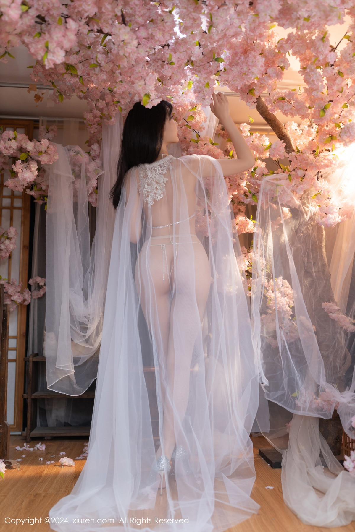[秀人网] 2024.07.04 No.8807 陆萱萱 性感美腿  第19张