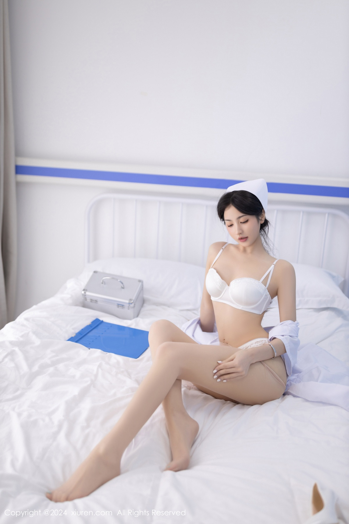 [秀人网] 2024.07.22 No.8897 鱼尾fish 丝袜美腿  第32张