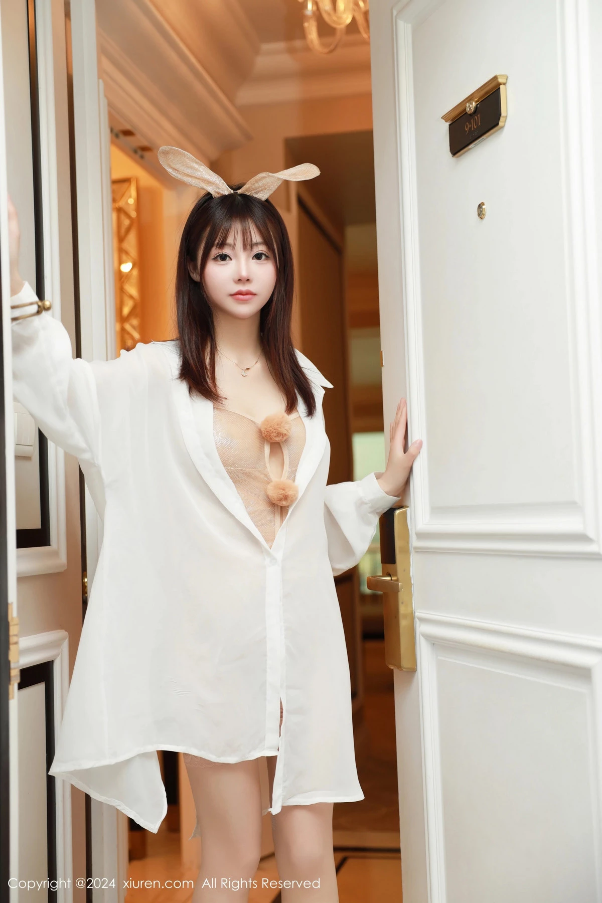 [秀人网] 2024.06.04 No.8645 佘贝拉Bella 丝袜美腿  第6张