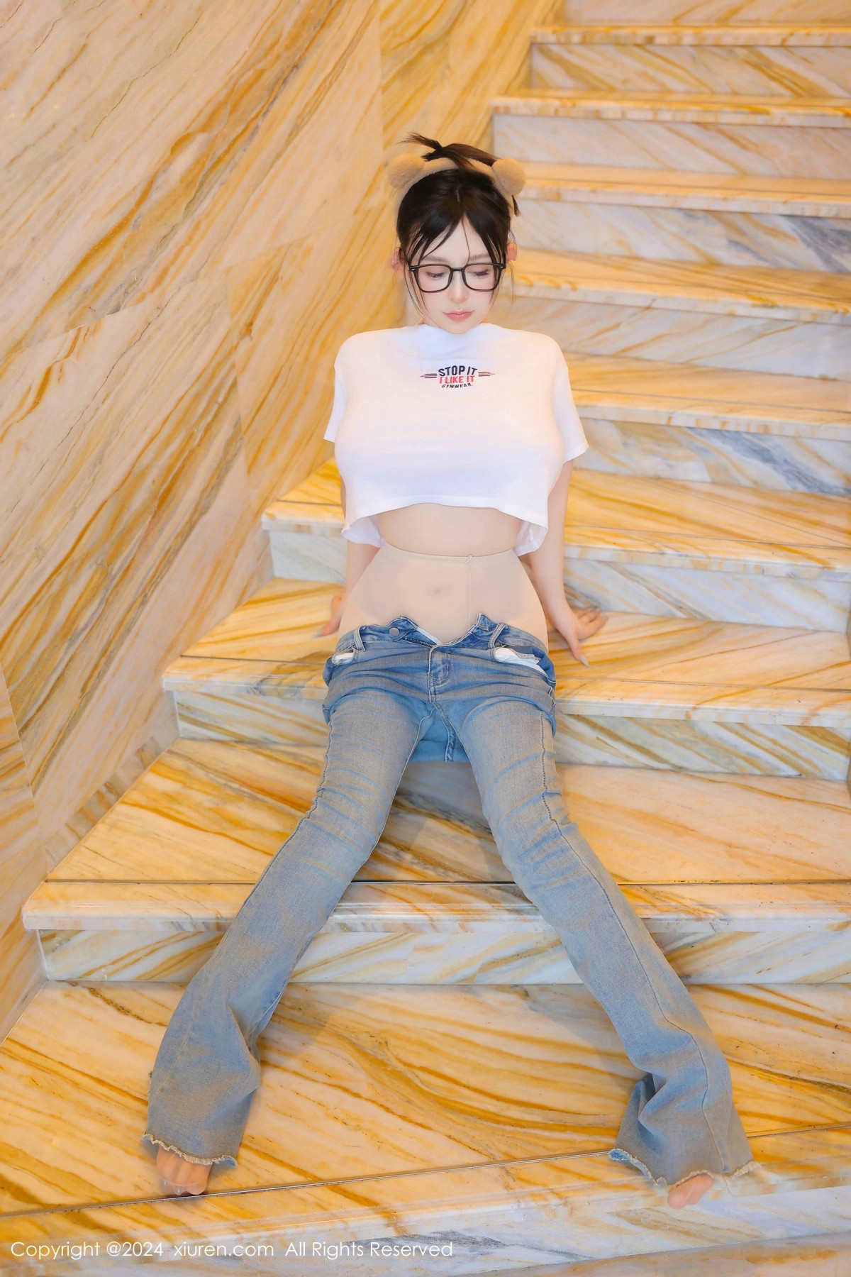 [秀人网] 2024.07.05 No.8809 娜娜子yy 翘臀美腿  第29张