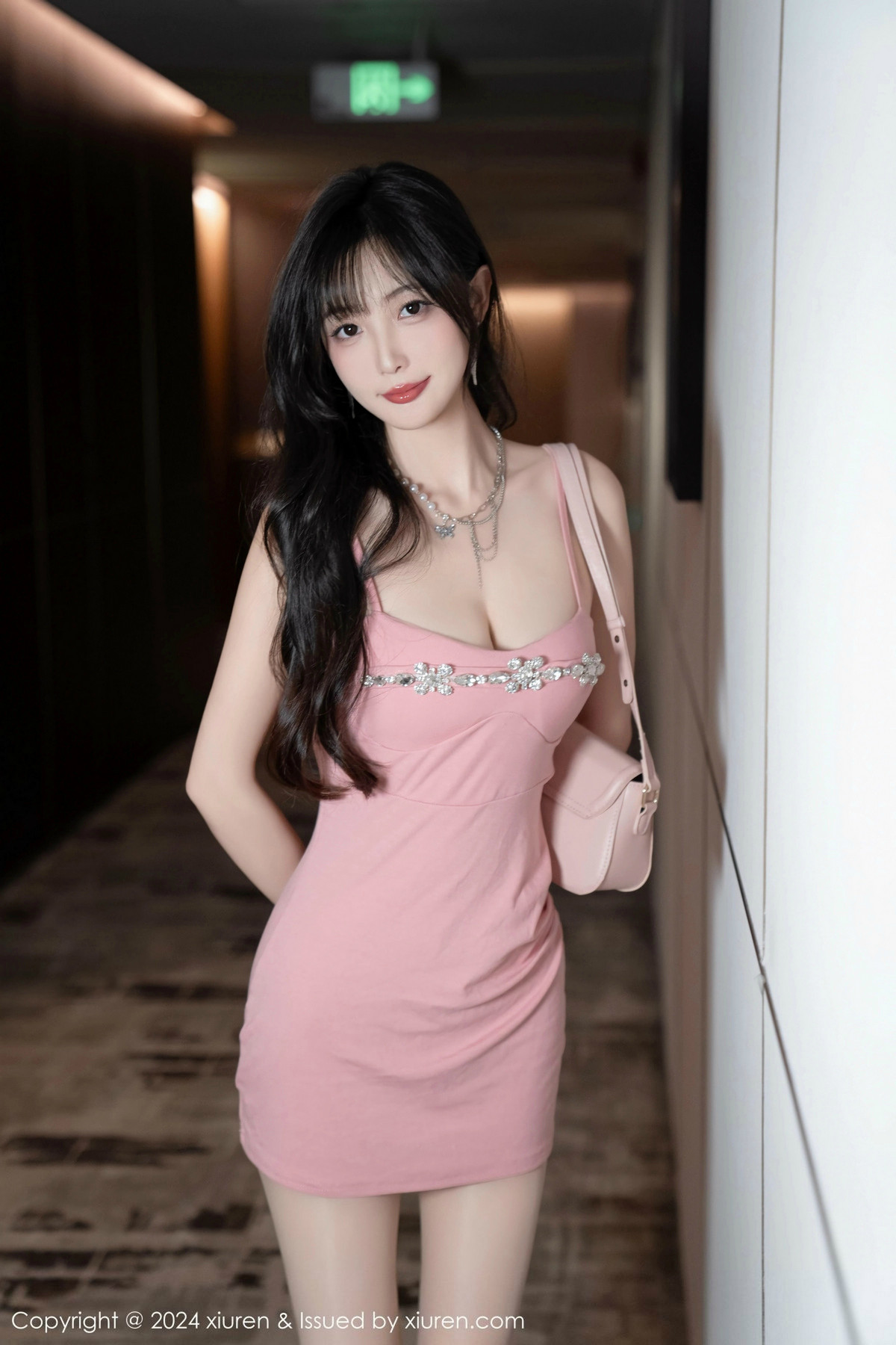 [秀人网] 2024.11.01 No.9380 林星阑 丝袜美腿  第35张
