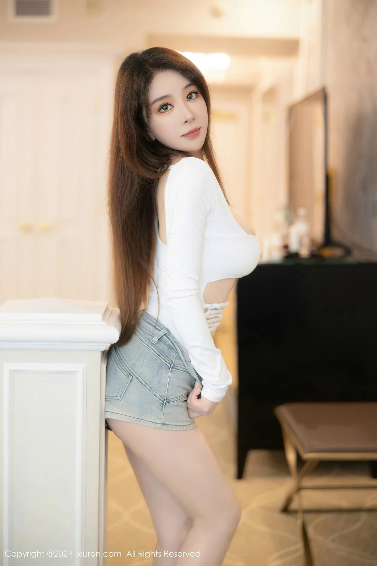 [秀人网] 2024.04.10 No.8366 雨儿酱eve 美臀性感  第11张
