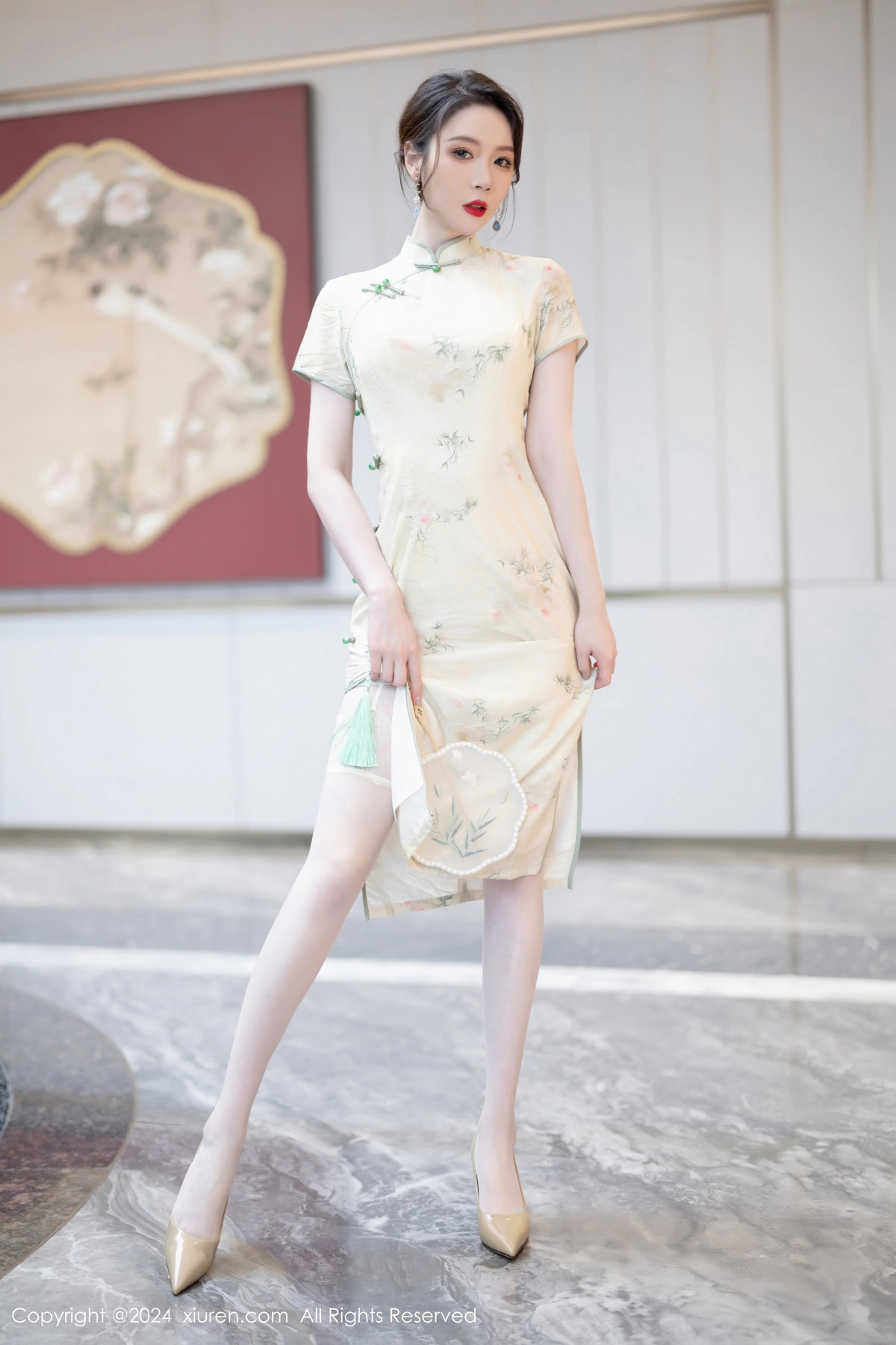 [秀人网] 2024.05.07 No.8497 梦心玥 丝袜美腿  第9张