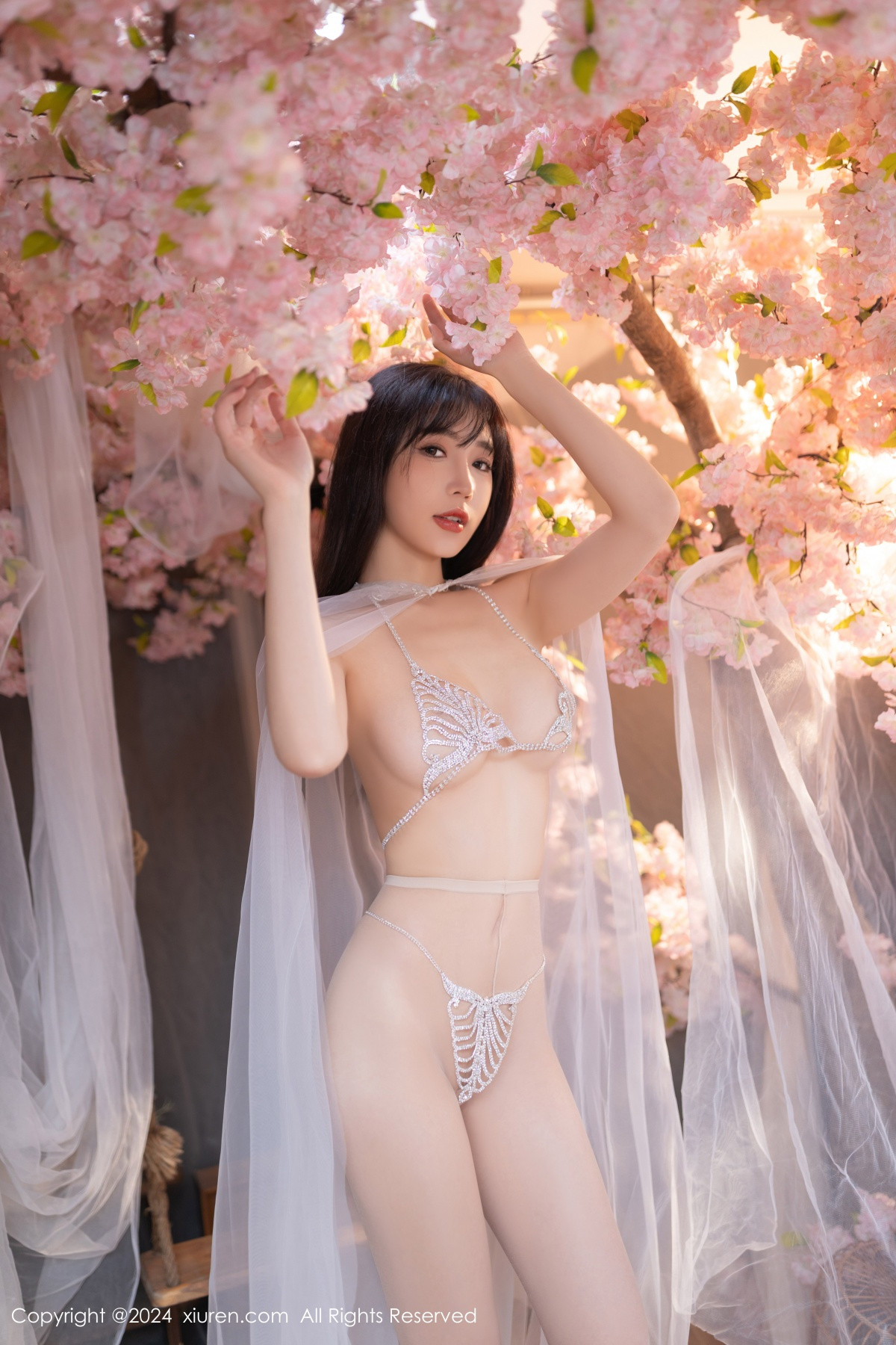 [秀人网] 2024.07.04 No.8807 陆萱萱 性感美腿  第9张