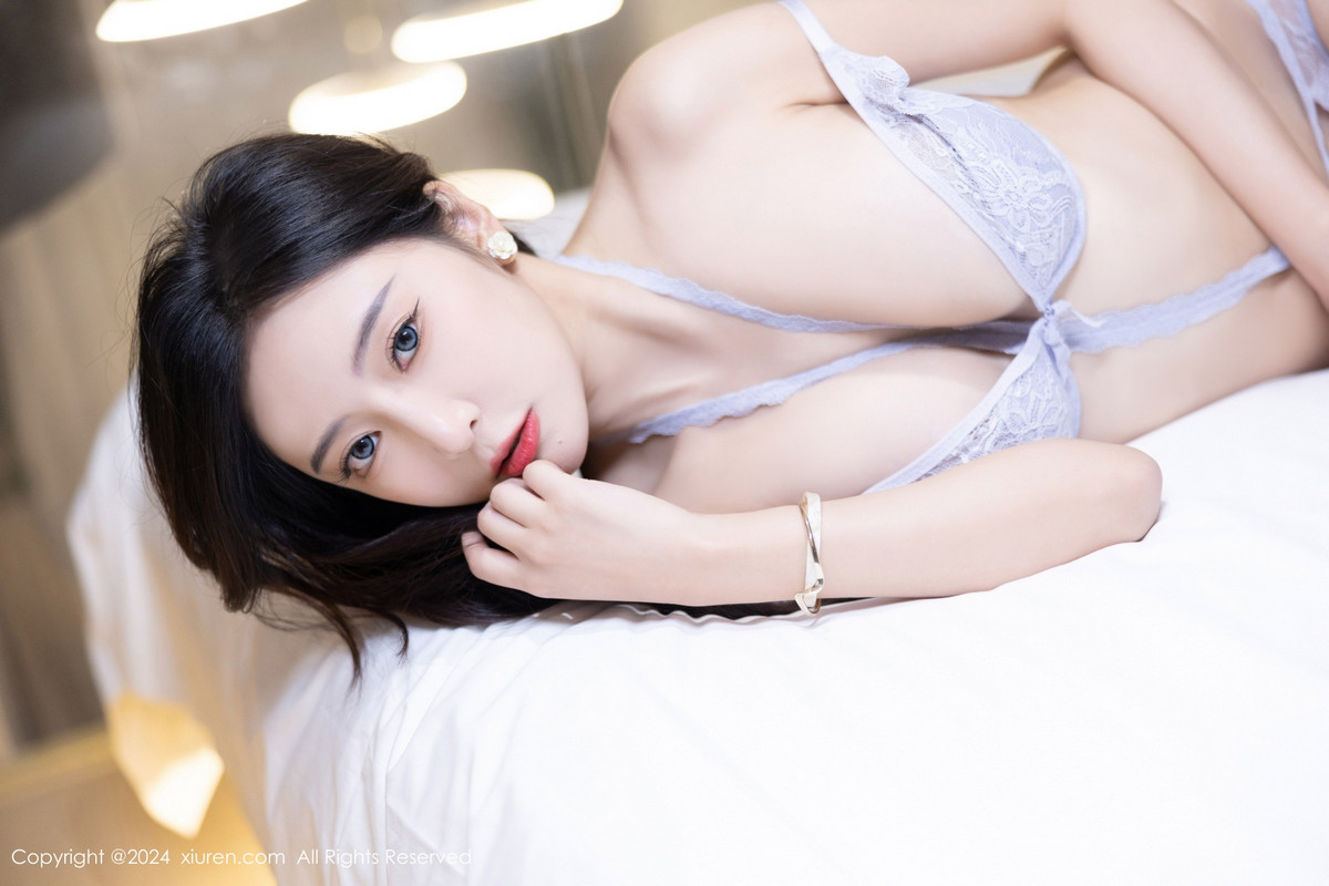[秀人网] 2024.06.21 No.8741 王馨瑶yanni 丝袜美腿  第75张