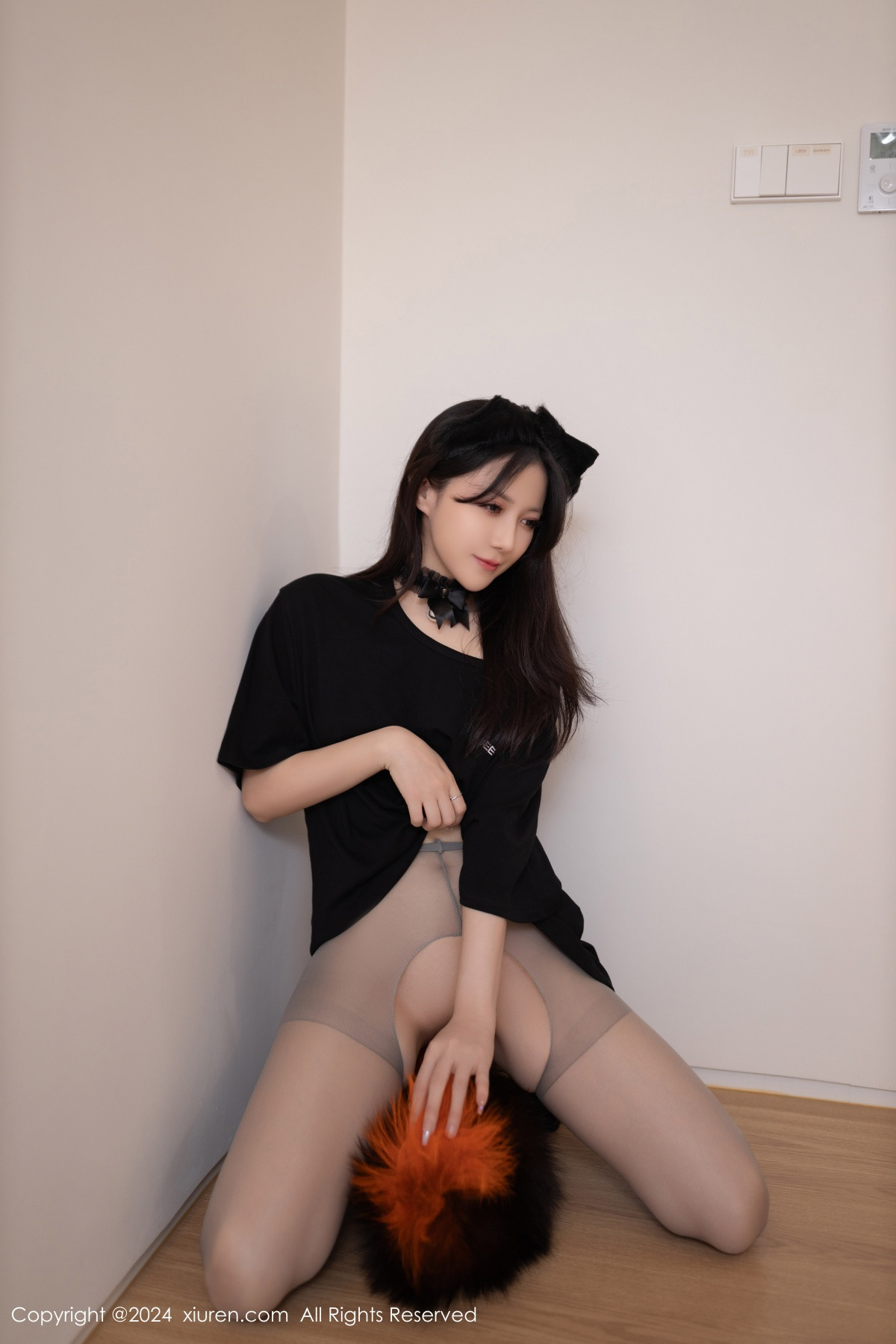 [秀人网] 2024.10.18 No.9314 鱼子酱Fish 美腿黑丝  第15张